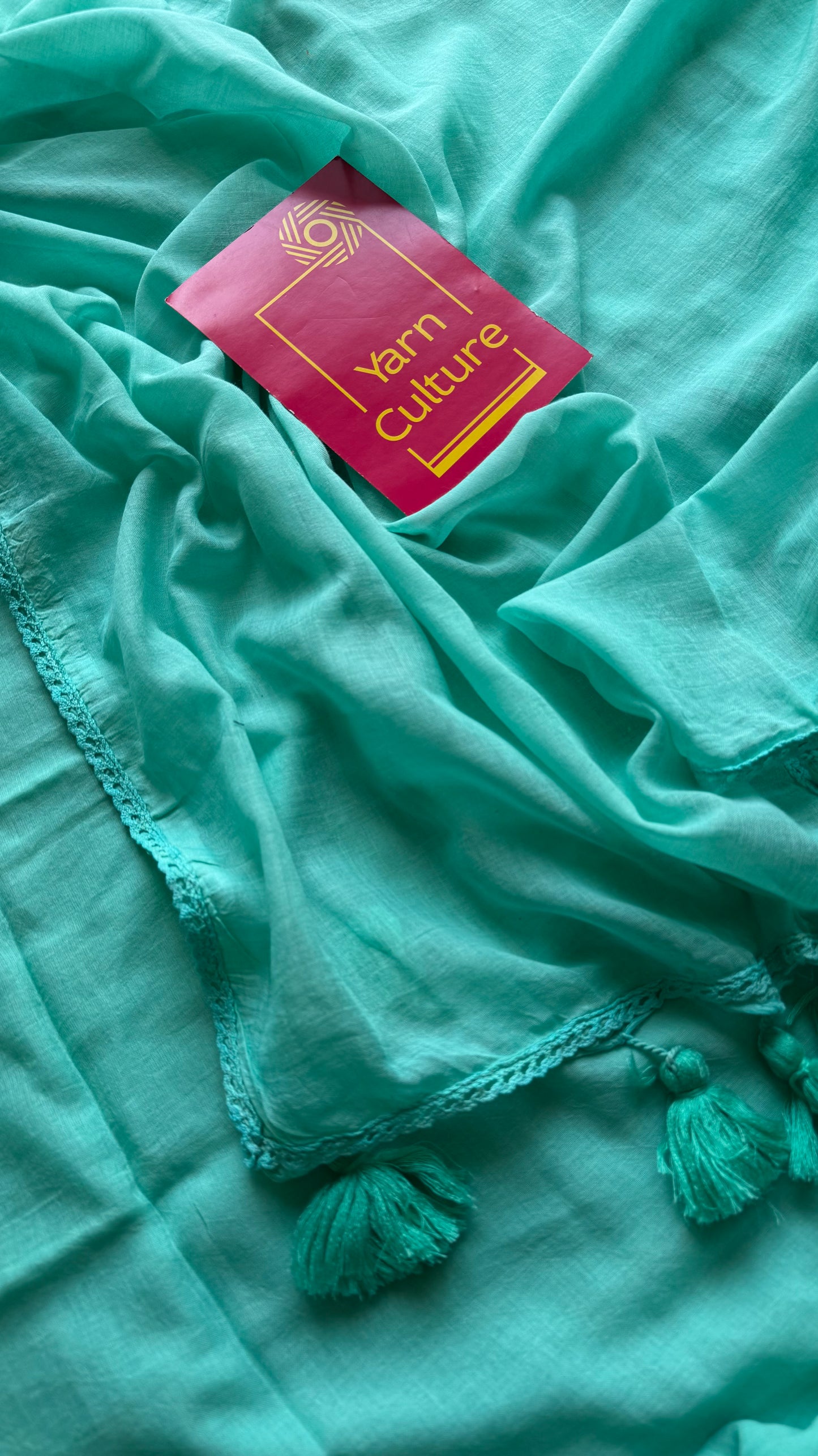 Turquoise plain mul saree with lace border - YCBCMCFE403