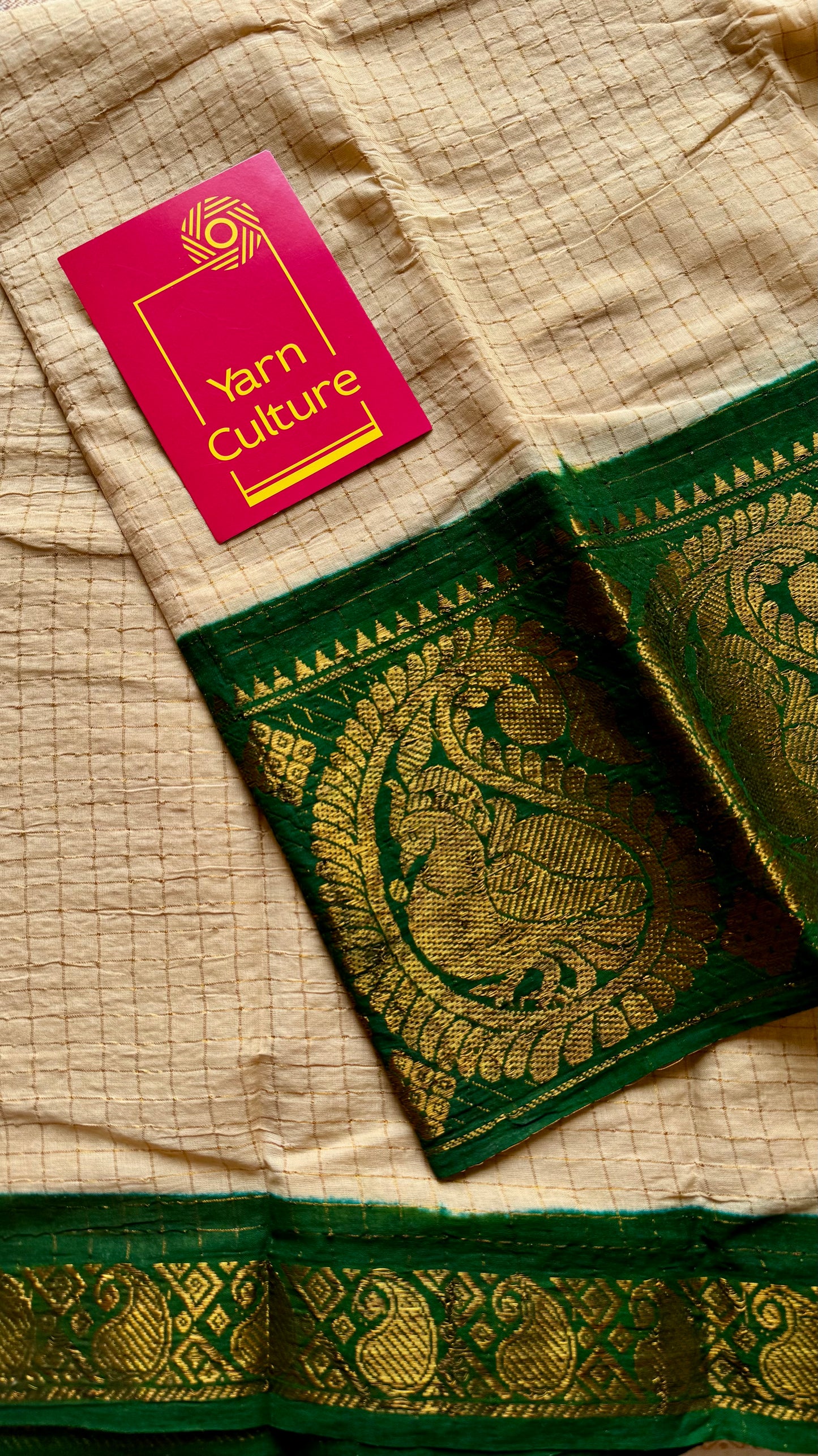 Ivory with green contrast zari checkered wide border sungudi, kattuchayam dyed madurai cotton - YCIEON91