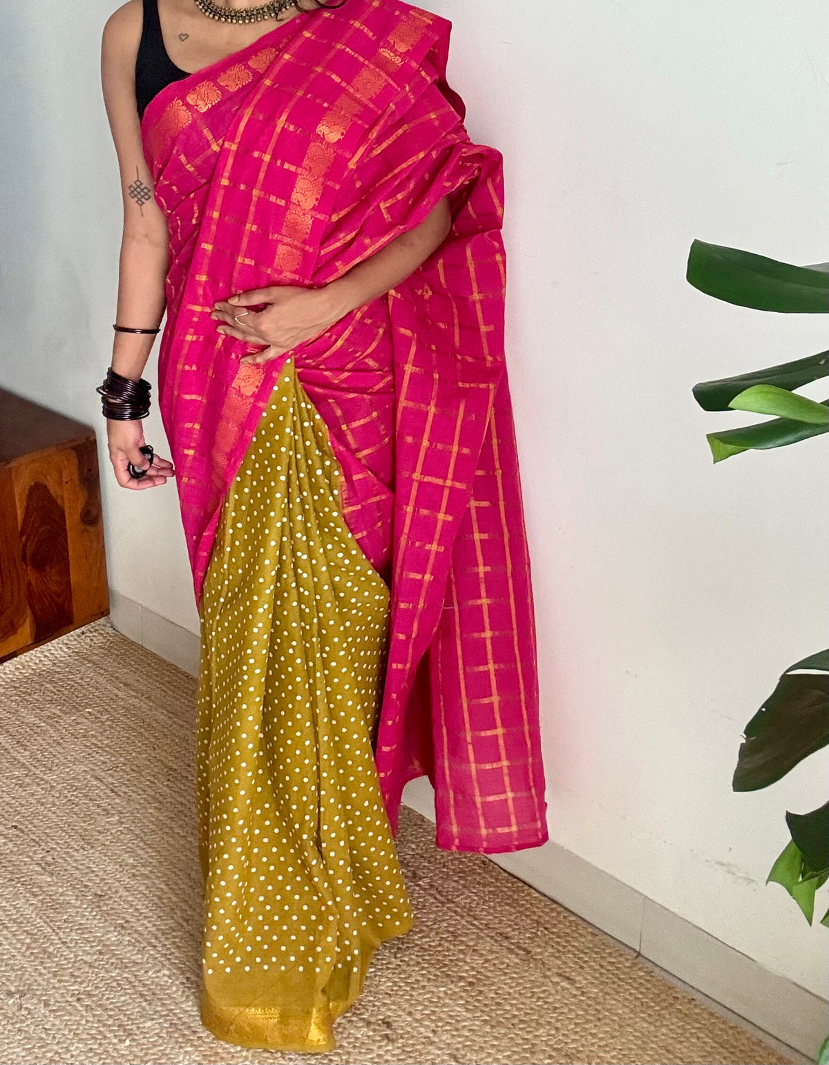 Hot pink with mehendi green, sungudi cotton half-half saree - YCCOTNIDOC18