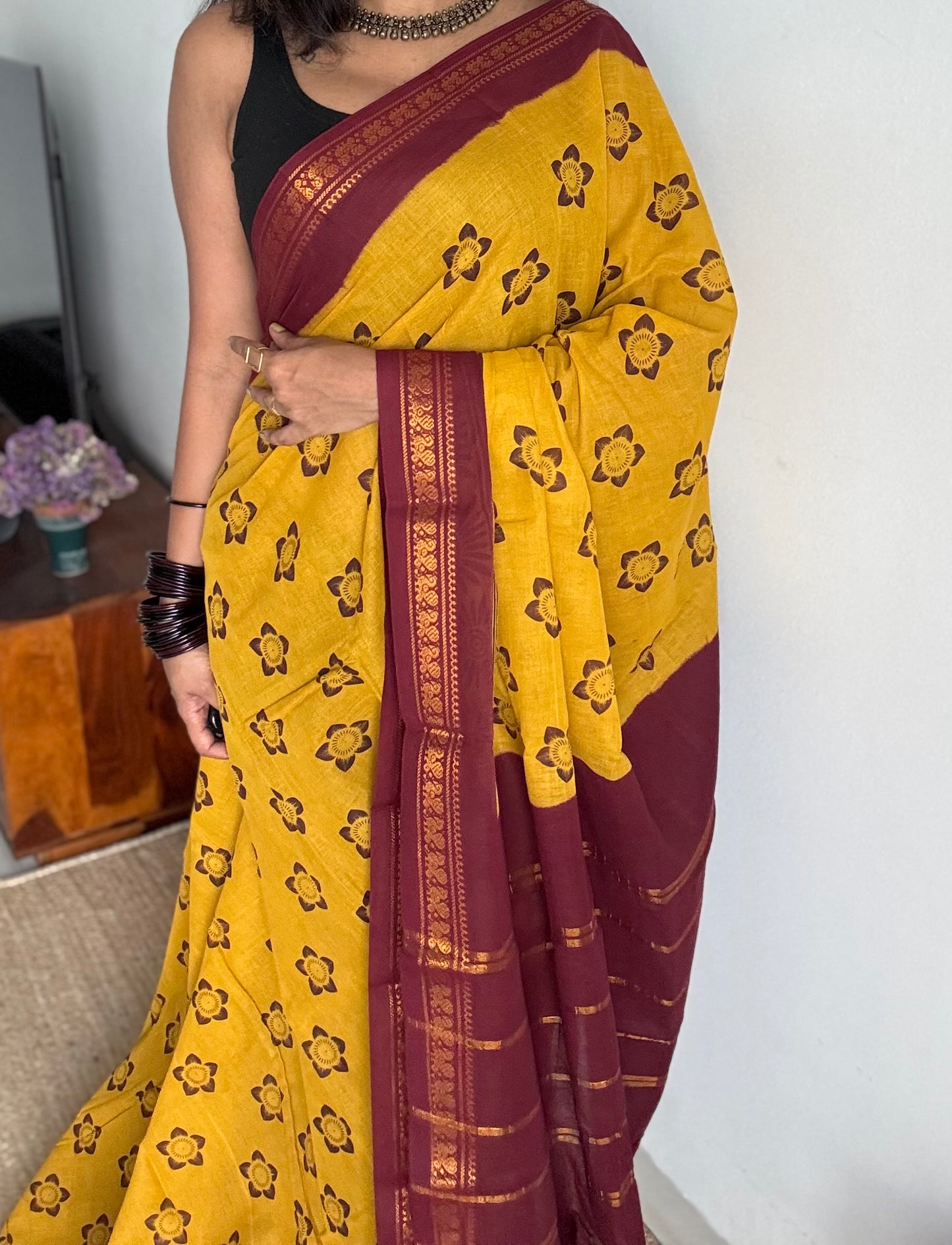 Yellow with maroon, motif printed, kattuchayam dyed madurai sungudi cotton saree - YCCOTNMSFE74