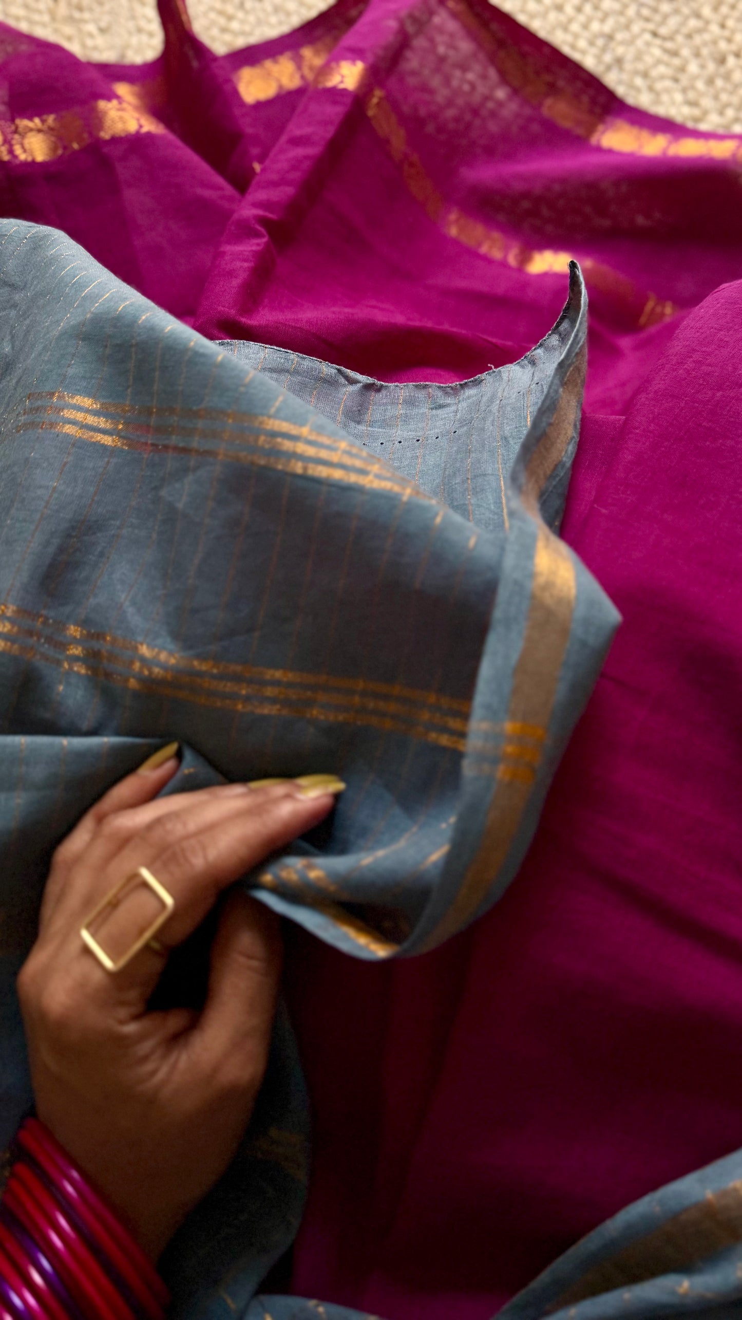 Mallinila (மல்லிநிலா): grey with vaadamalli purple pink, sungudi cotton - YCENOID14