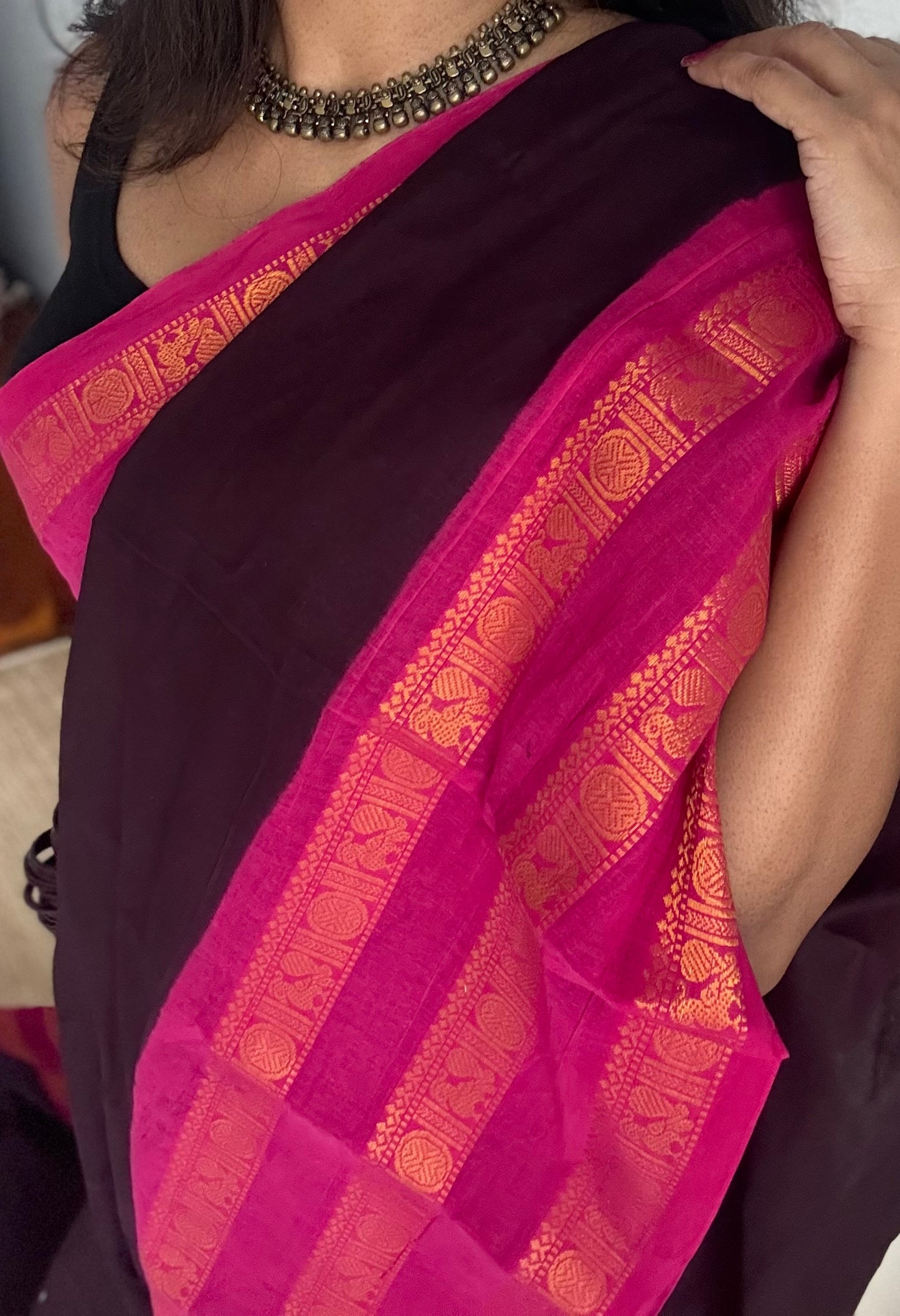 Wine with hot pink border, peacock and rudraksham motif, madurai soft cotton - YCCOTNJUSC03