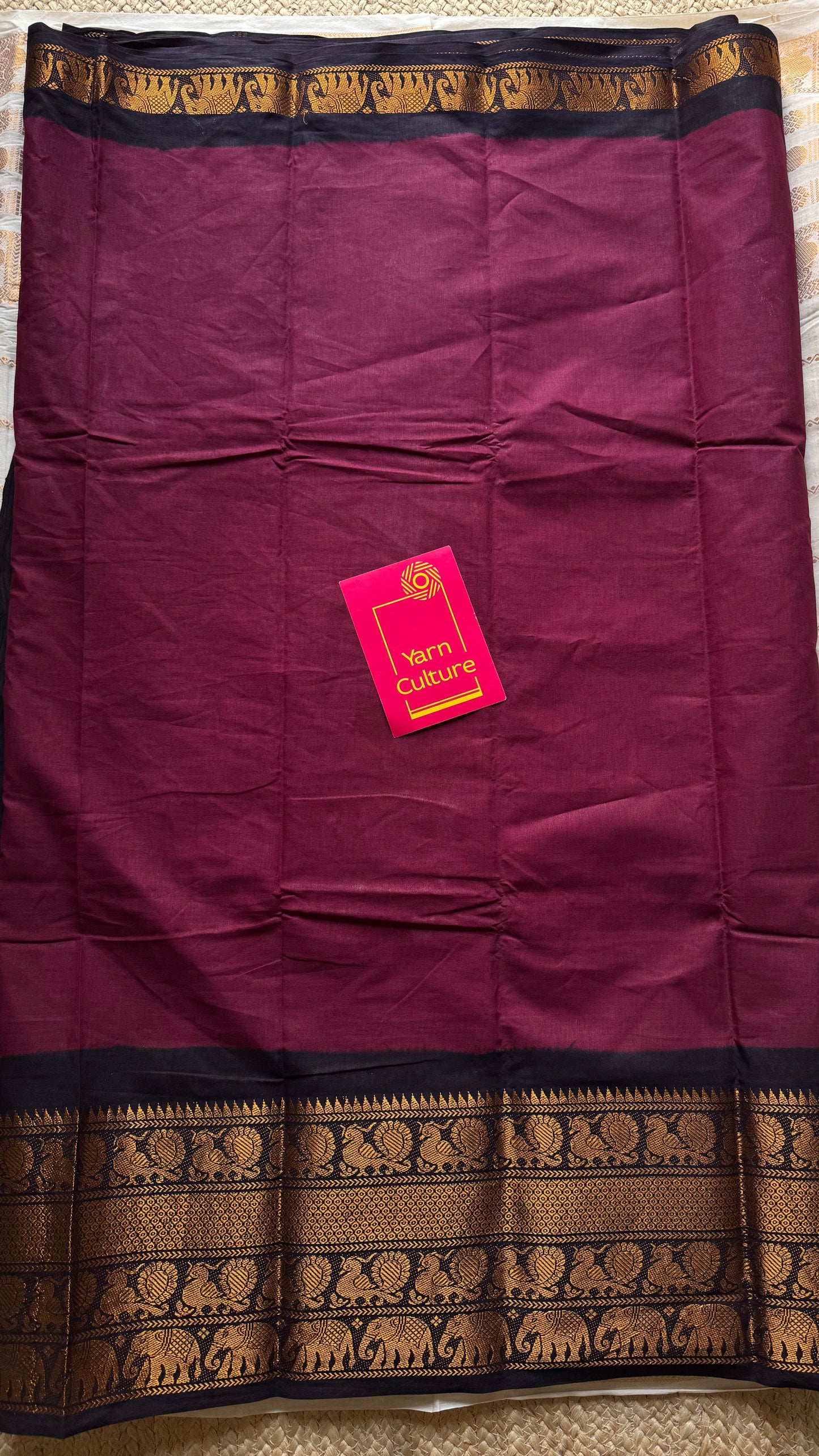 Maroon long border sungudi saree with black contrast, kattuchayam dyed madurai cotton - YCCOTNMA253