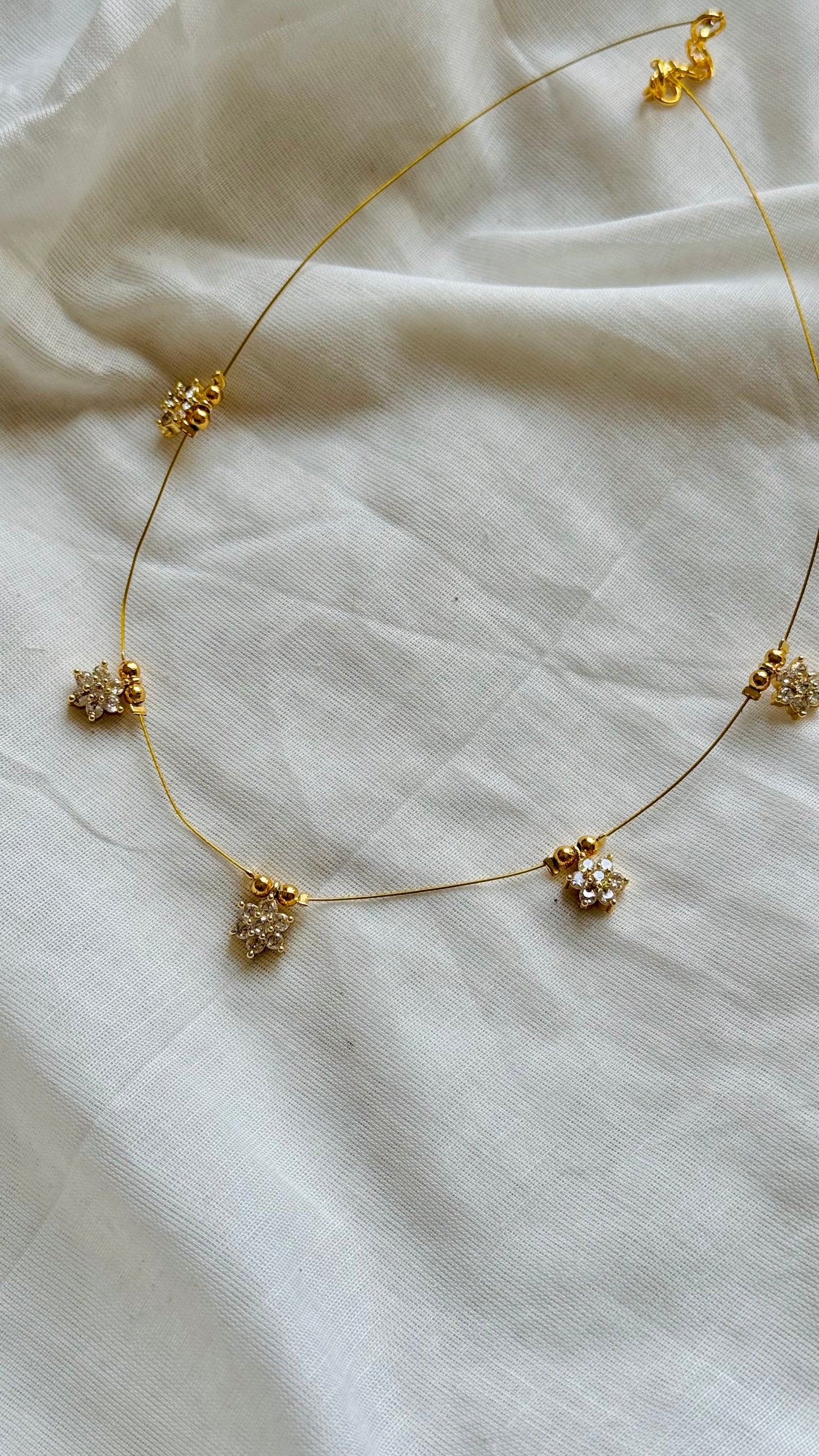 5 floral white stone pendants, invisible neckpiece - YCGPNP805
