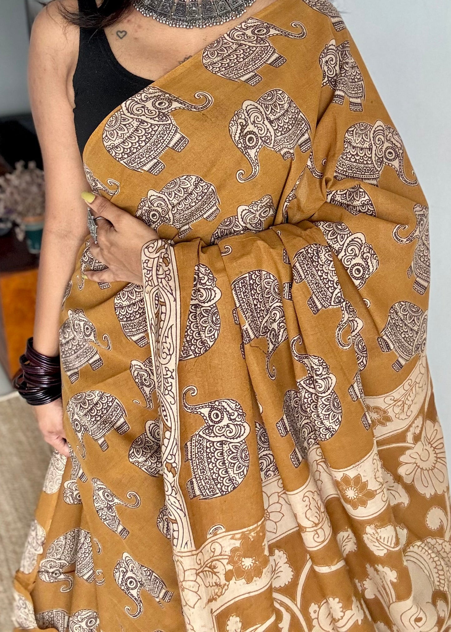Light brown kalamkari, elephant motifs, soft cotton - YCWOTDOCMP83