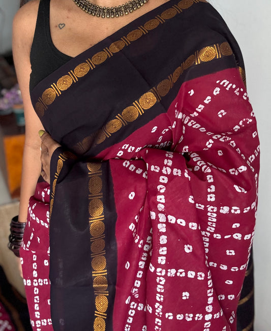 Maroon with black printed sungudi, madurai cotton - YCCOTNSUDE101