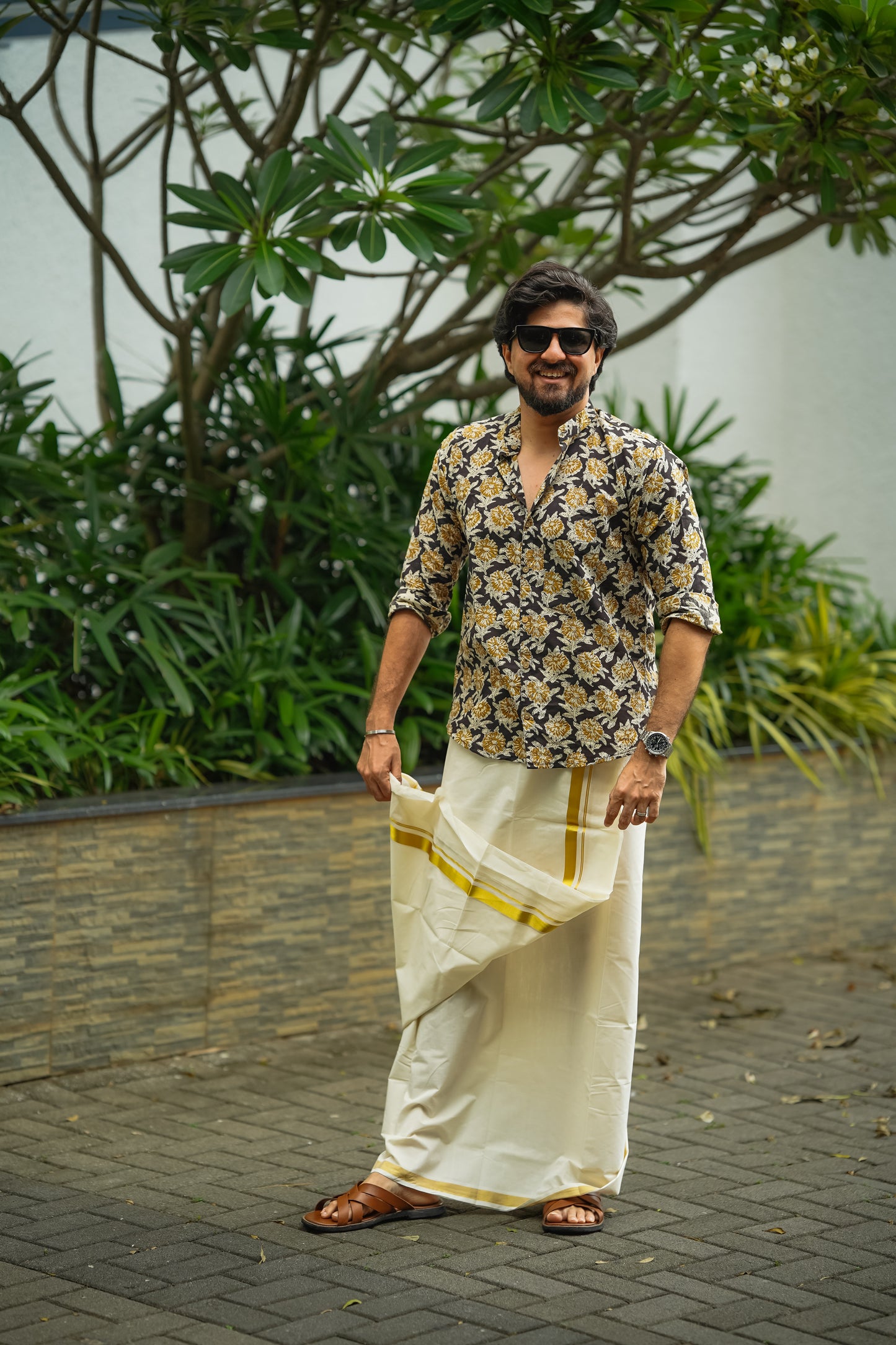 Black & Yellow Floral Block Printed Cotton Men's Mandarin Collar Kurta Shirt - YCMSEIE197
