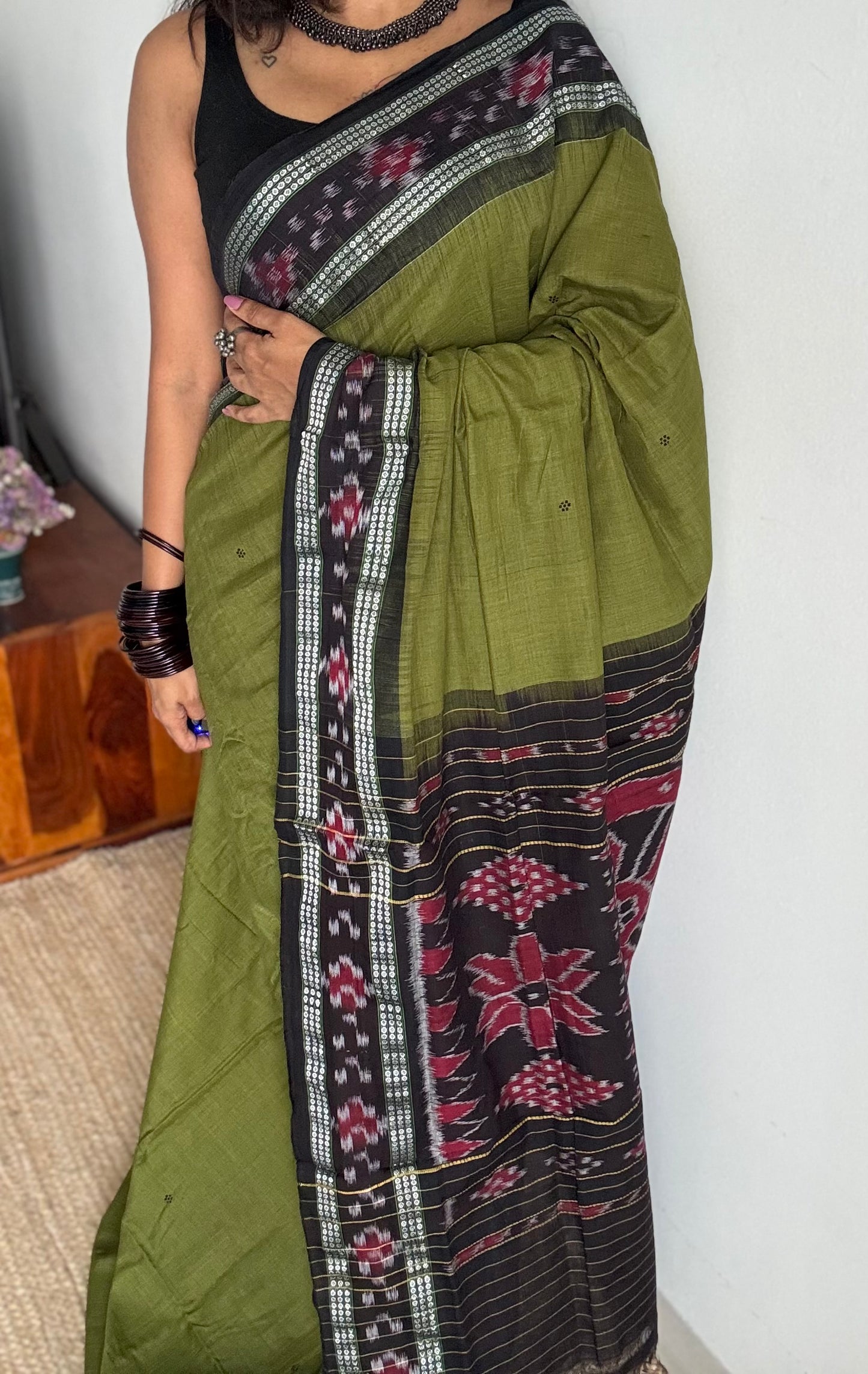 Prahari - olive green Sambalpuri handloom cotton - YCHOTESJA203