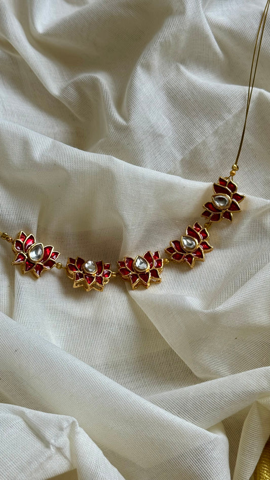 Red and white kemp lotus pendant chain - YCAGC112