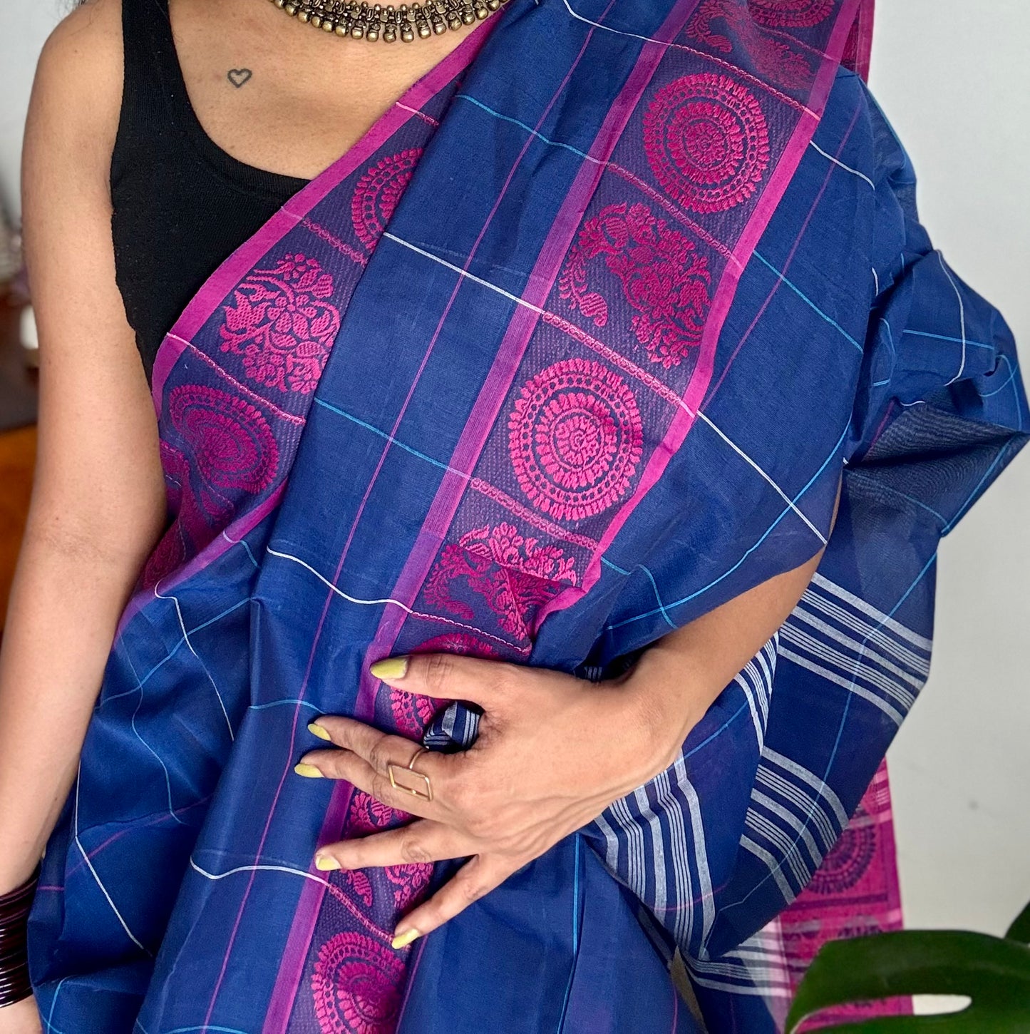 Chettinad cotton saree in dark blue with pink checks, thread motif border - YCCOTNJUCC06