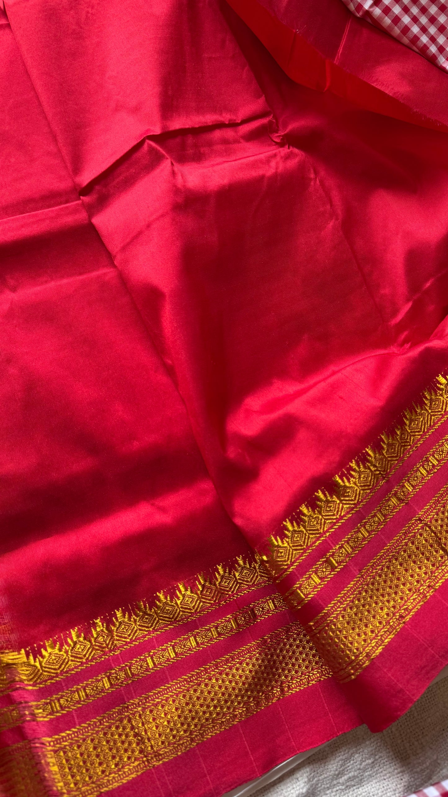 llkal red and white checks with chikki paras border, soft cotton with art silk blend - YCLOKICAP229