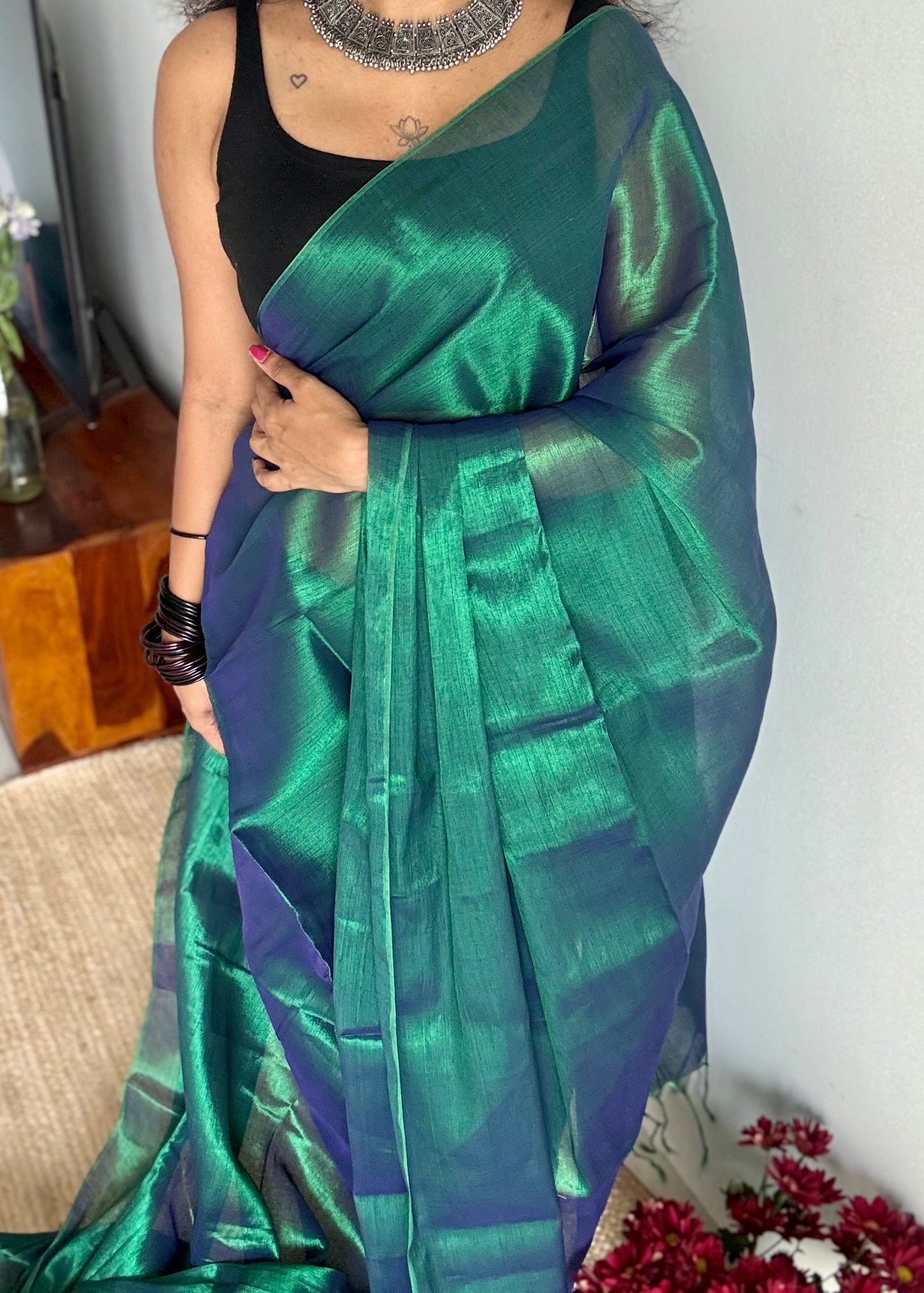 Peacock dual tone coloured mul tissue - YCBCMCLSE61