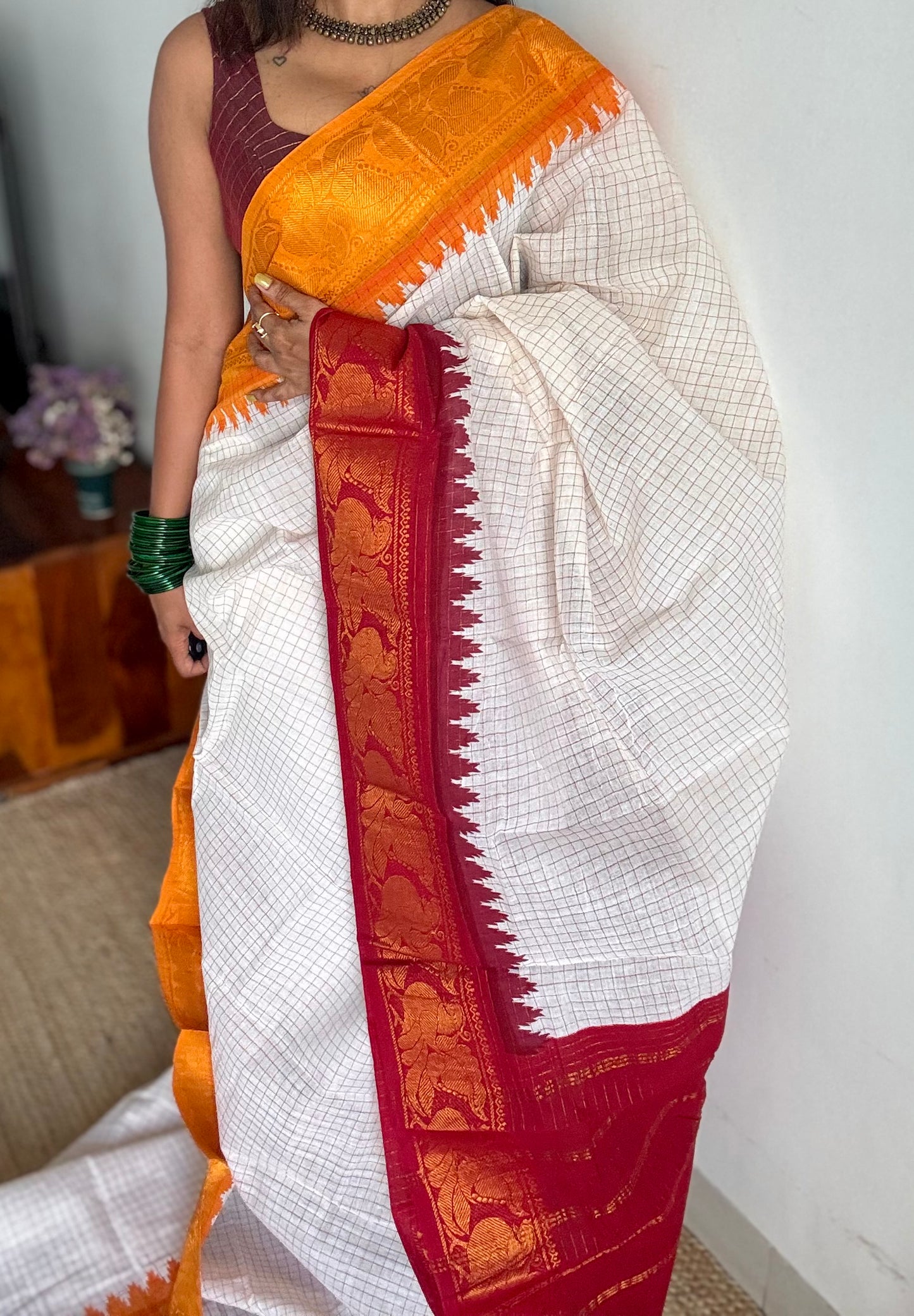 Sungudi cotton checks, off white base, red and yellow dual tone border, soft cotton - YCCOTNMSFE279