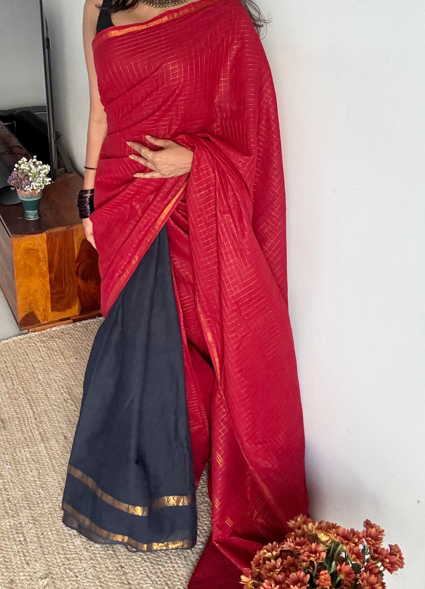 Agnika (அக்னிகா): deep red with black, sungudi cotton - YCENOID15