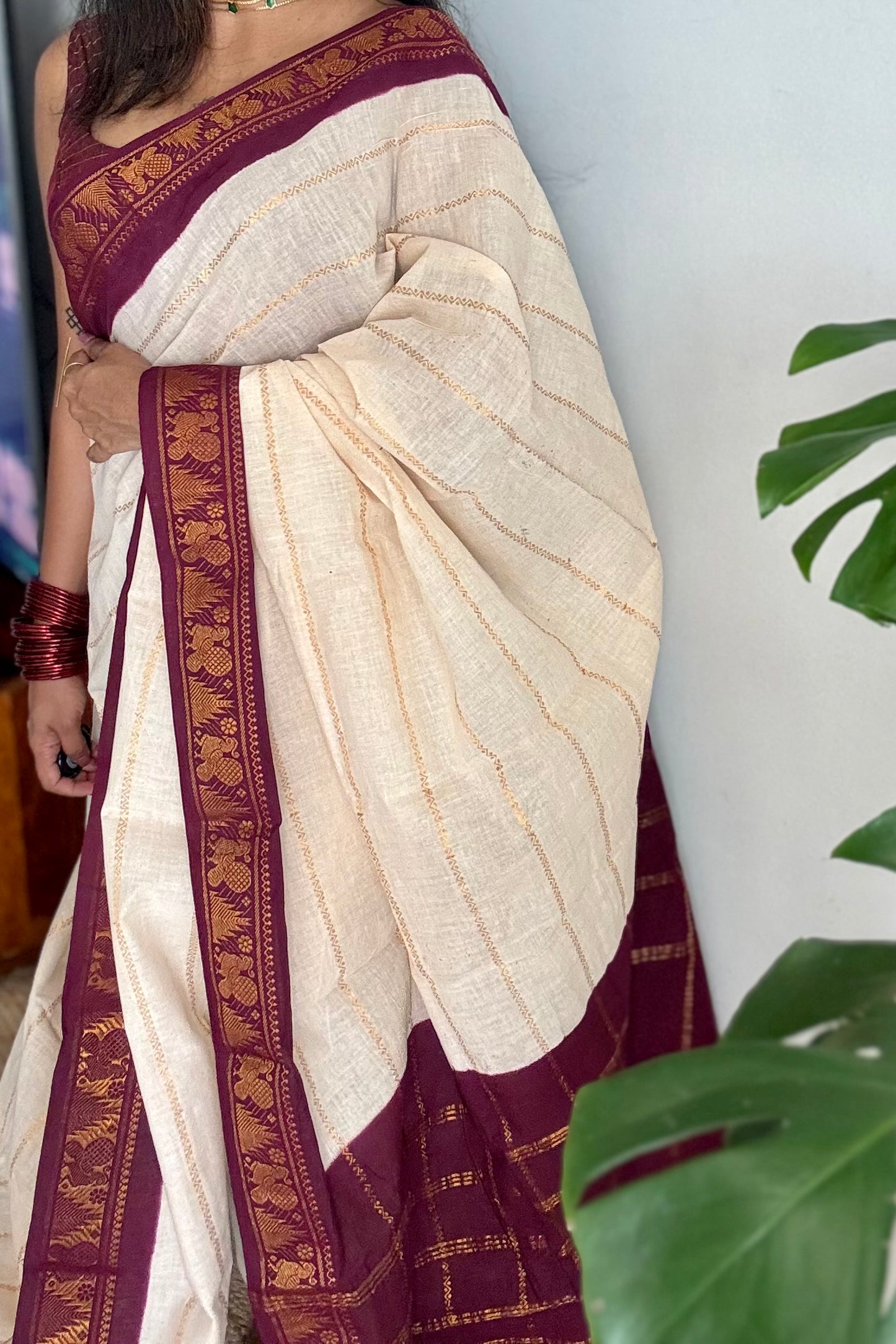 Ivory with maroon contrast velthaari sungudi, kattuchayam dyed madurai cotton - YCIEON103