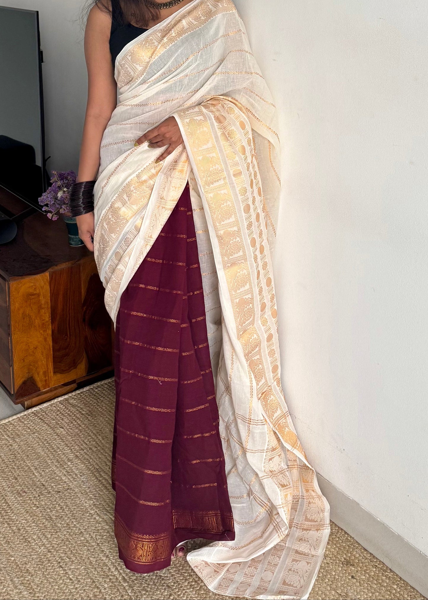 Cream with maroon, sungudi cotton half-half saree - YCCOTNMSFE354