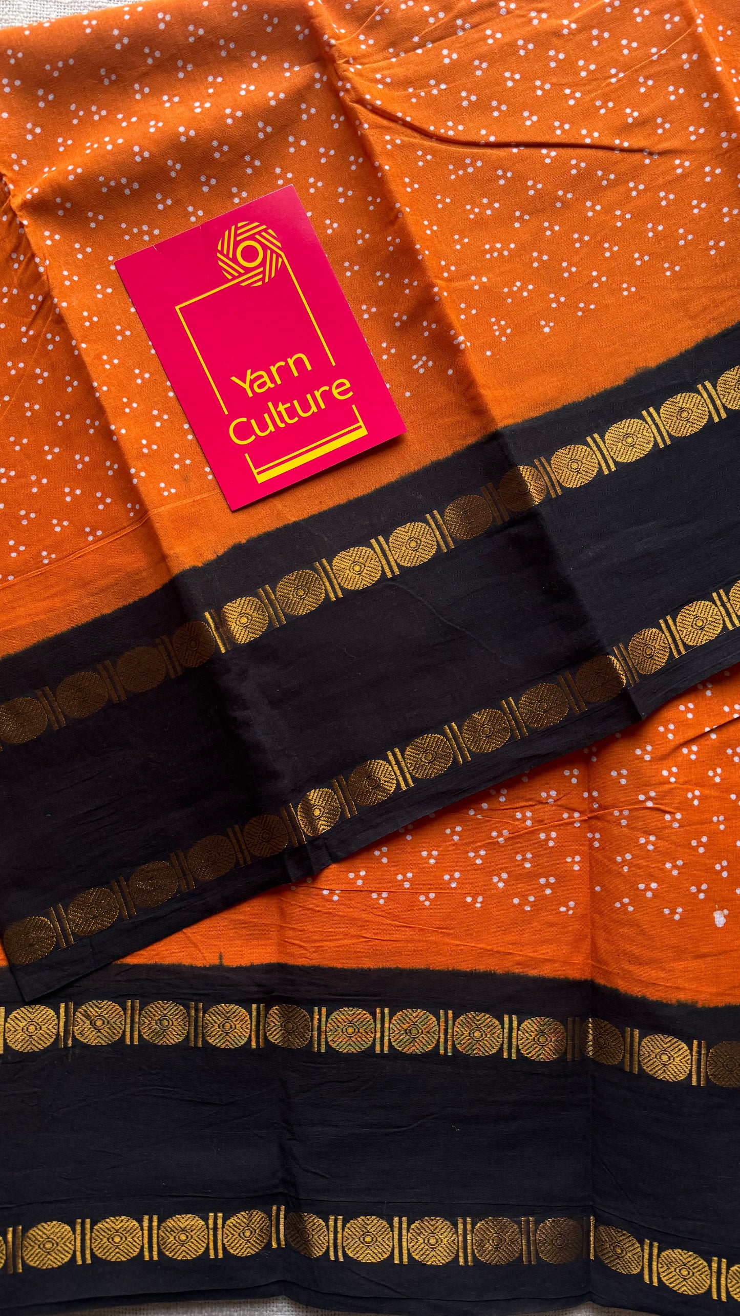 Orange with black contrast border, kattuchayam dyed madurai sungudi cotton saree - YCCOTNMSFE83