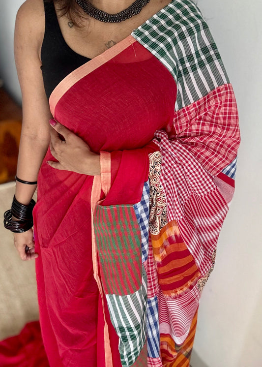 Red mul saree with patchwork on pallu - YCBCAUMCP01