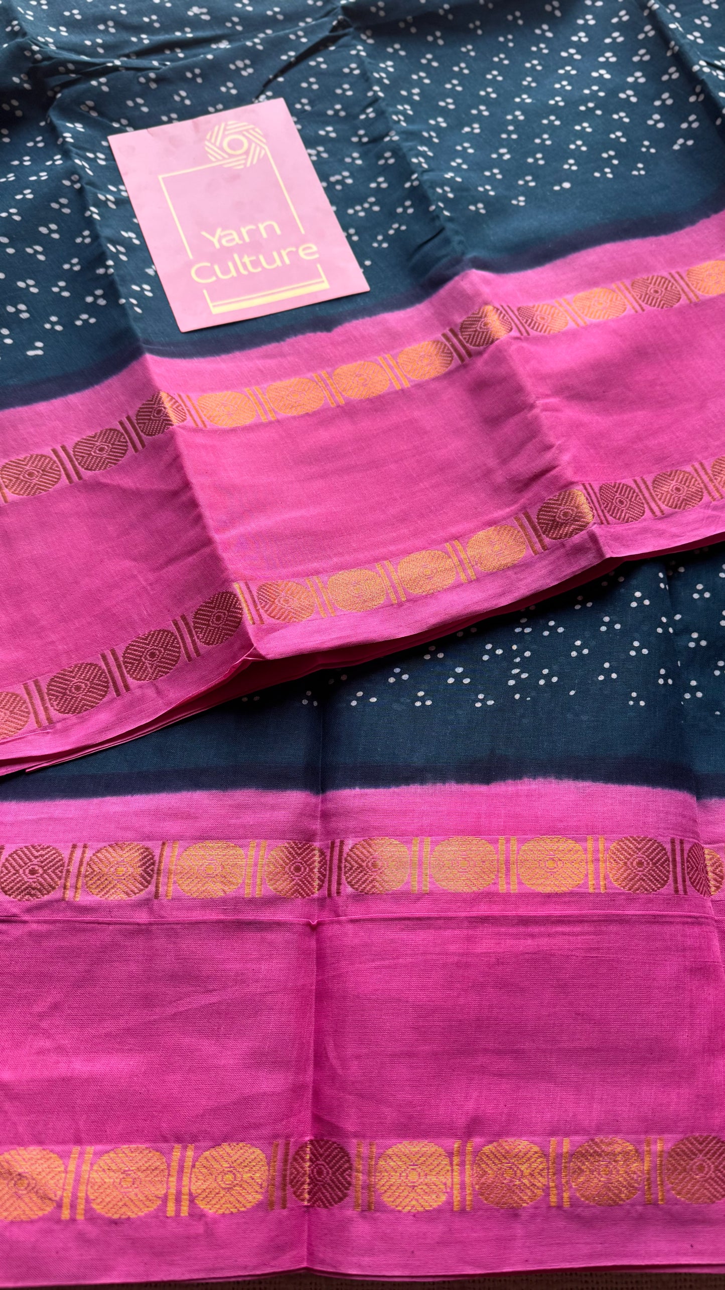Peacock blue with pink contrast border, kattuchayam dyed madurai sungudi cotton saree - YCCOTNMSFE84