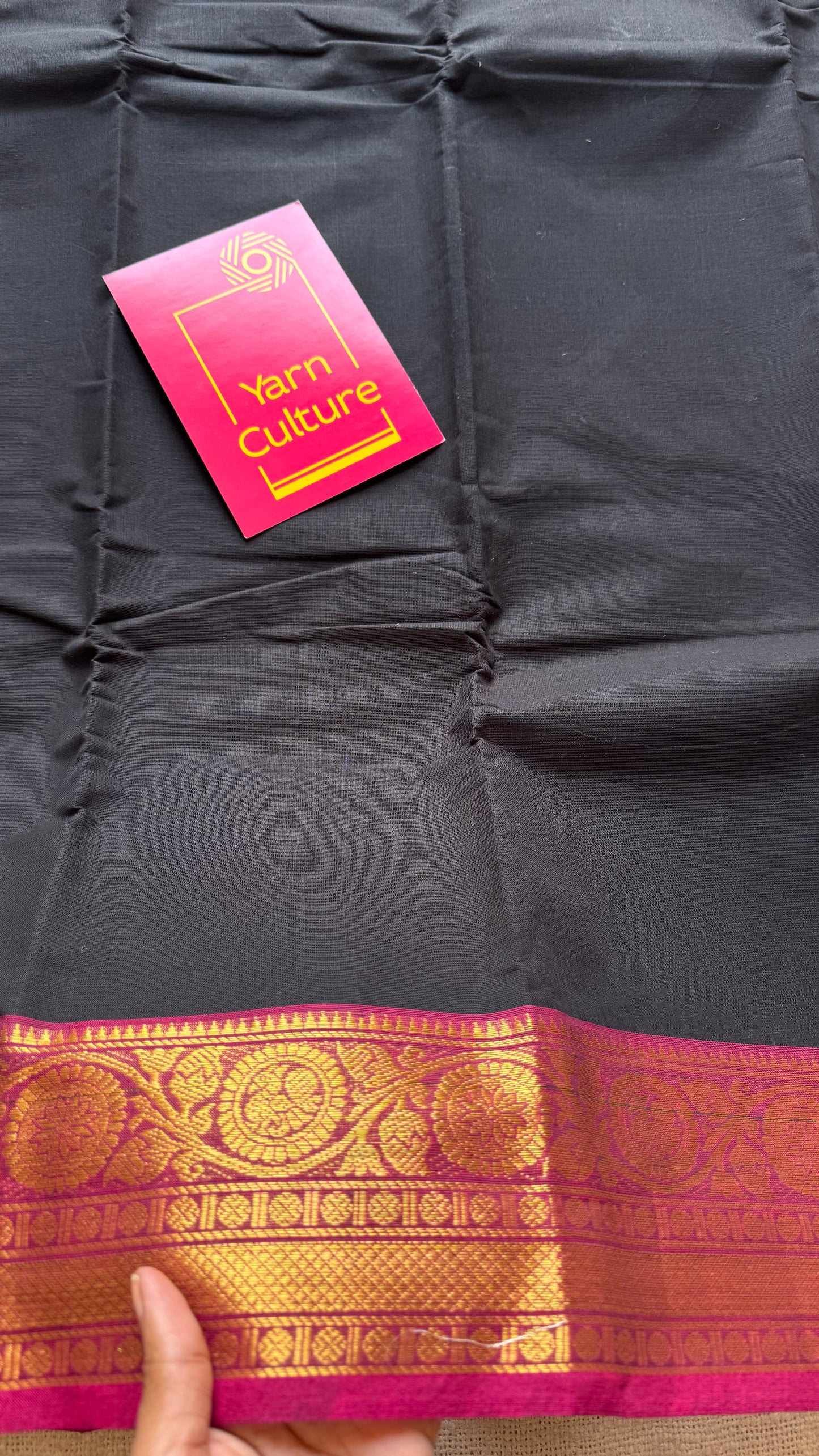 Black with magenta gold zari border Chettinad cotton saree - YCCOTNCCFE156