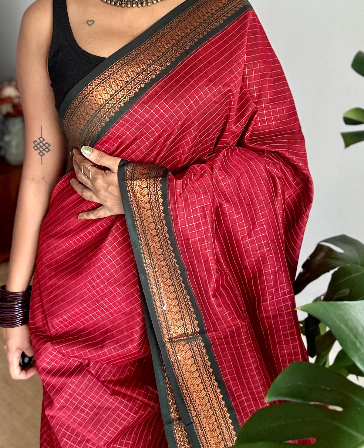 Dark red with green, zari checkered saree, cotton silk - YCCOTNKCOC100