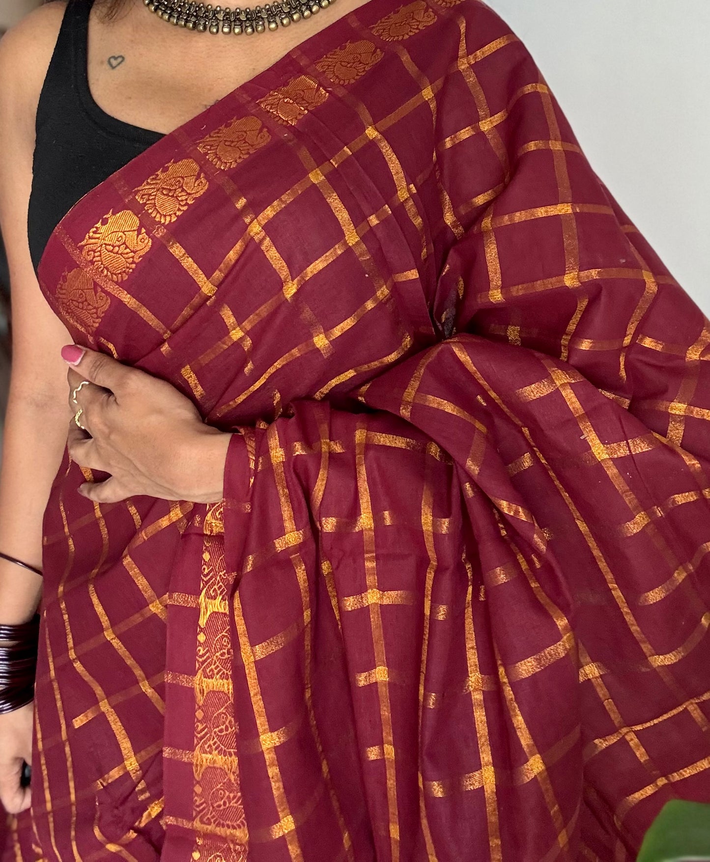 Maroon pavithra kattam kattuchayam dyed madurai cotton saree - YCCOTNMSAP207