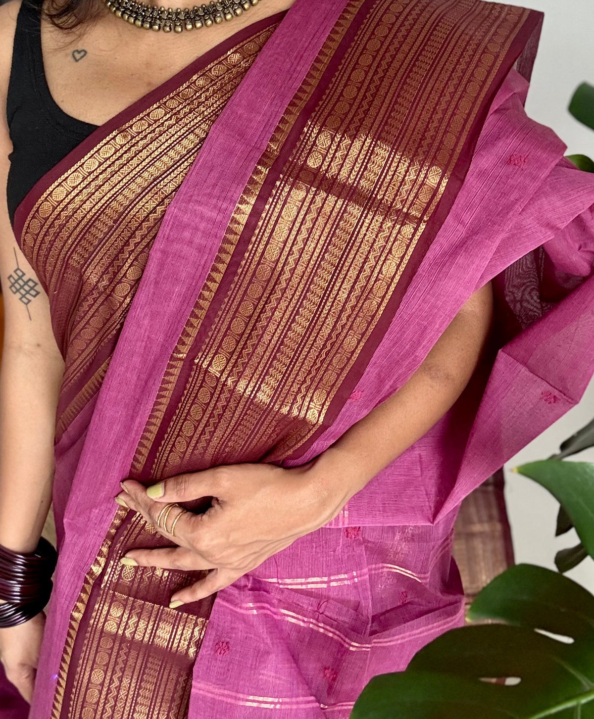 Berry pink with maroon zari border chettinad cotton saree - YCCOTNCKSE13