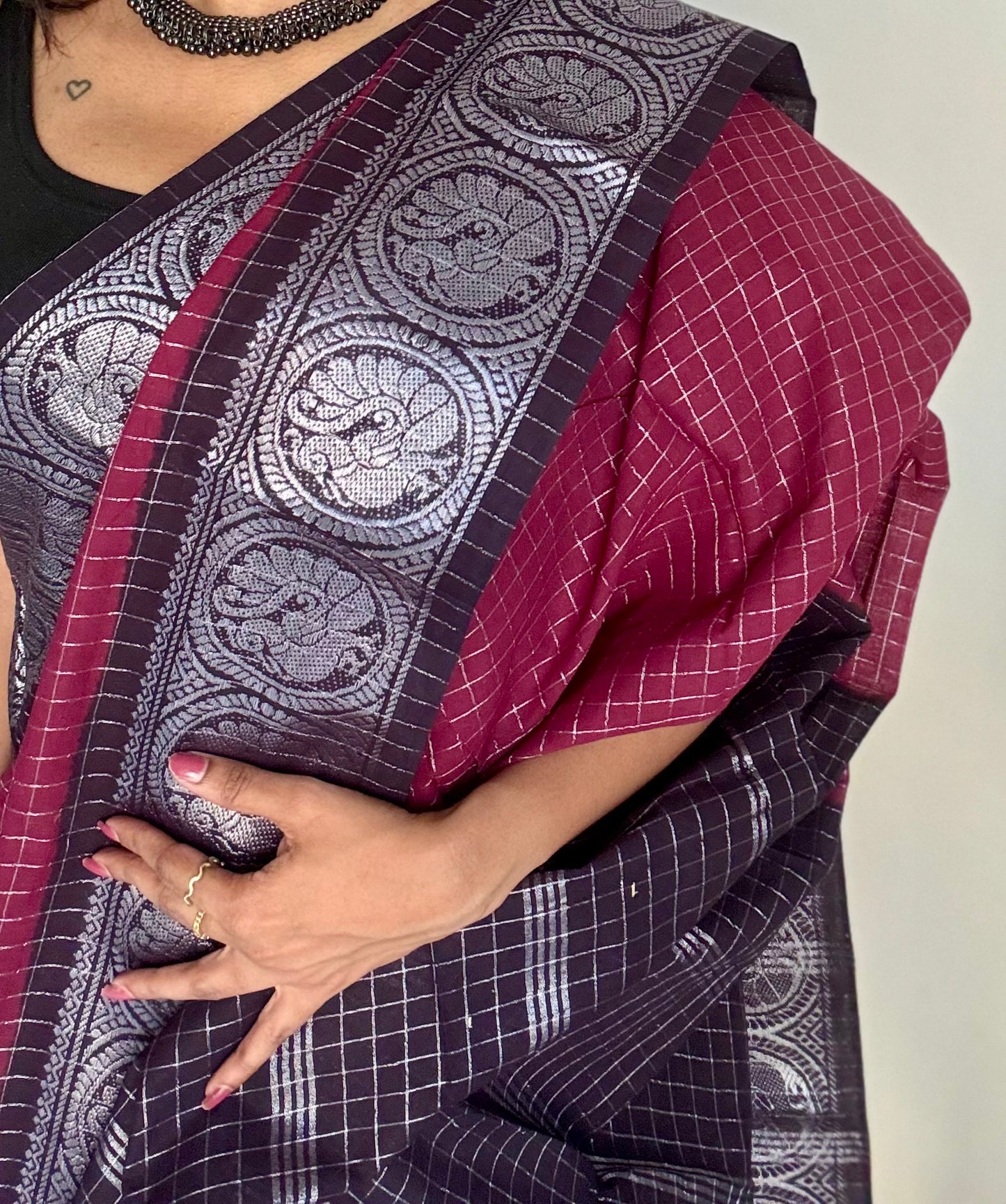 Dark wine with black, silver zari checkered sungudi, kattuchayam dyed madurai cotton - YCCOTNMSAP103