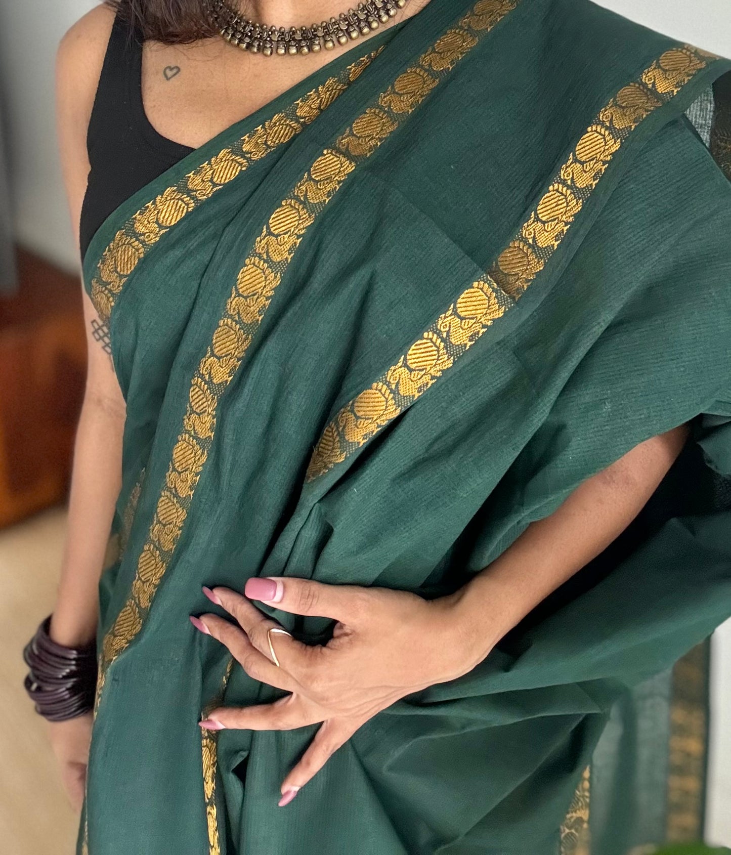 Dark green rettaipettu peacock gap border, kattuchayam dyed madurai cotton saree  - YCCOTNMSJUL02