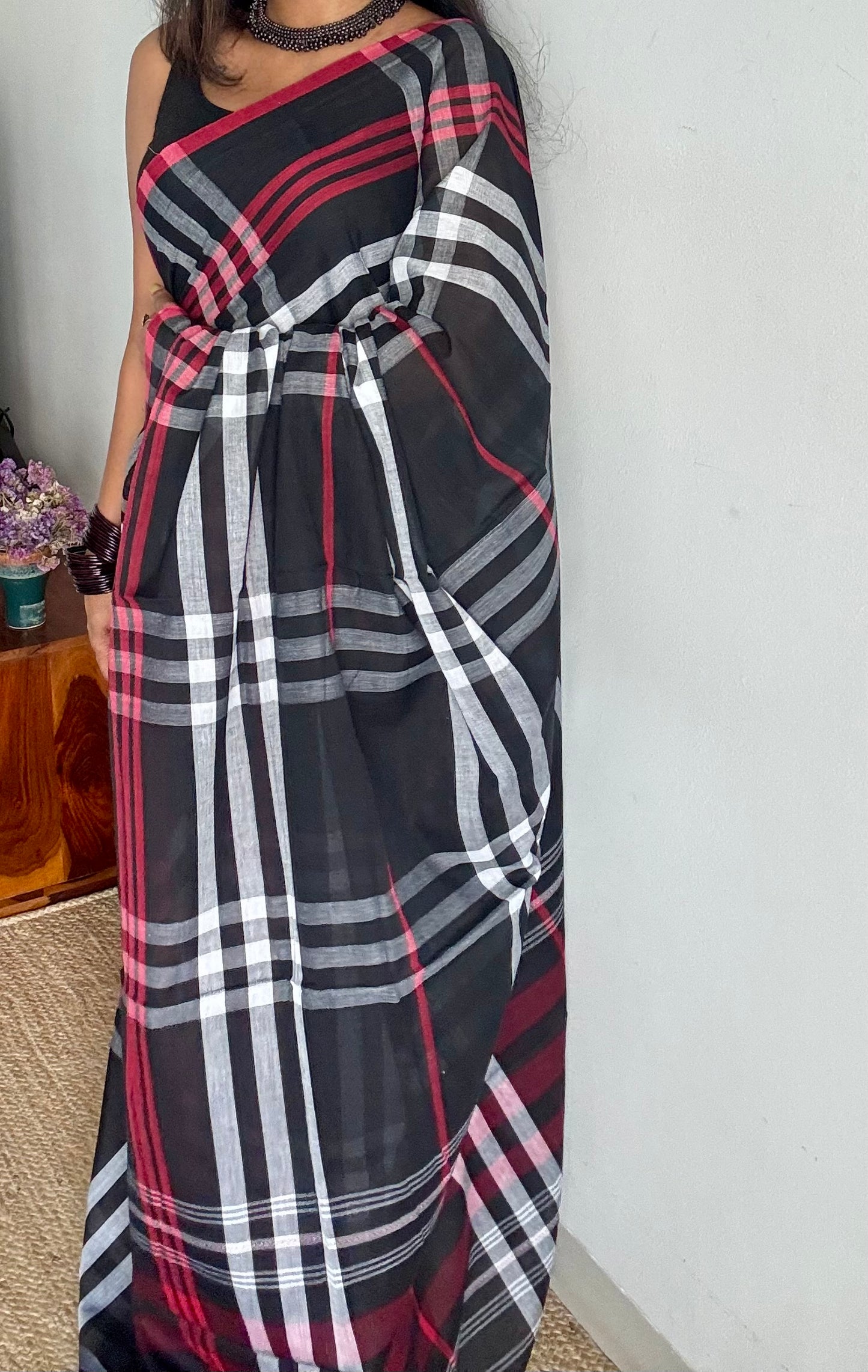 Dhonekhali handloom soft cotton saree, black with white and red big checks - YCBCDFE248