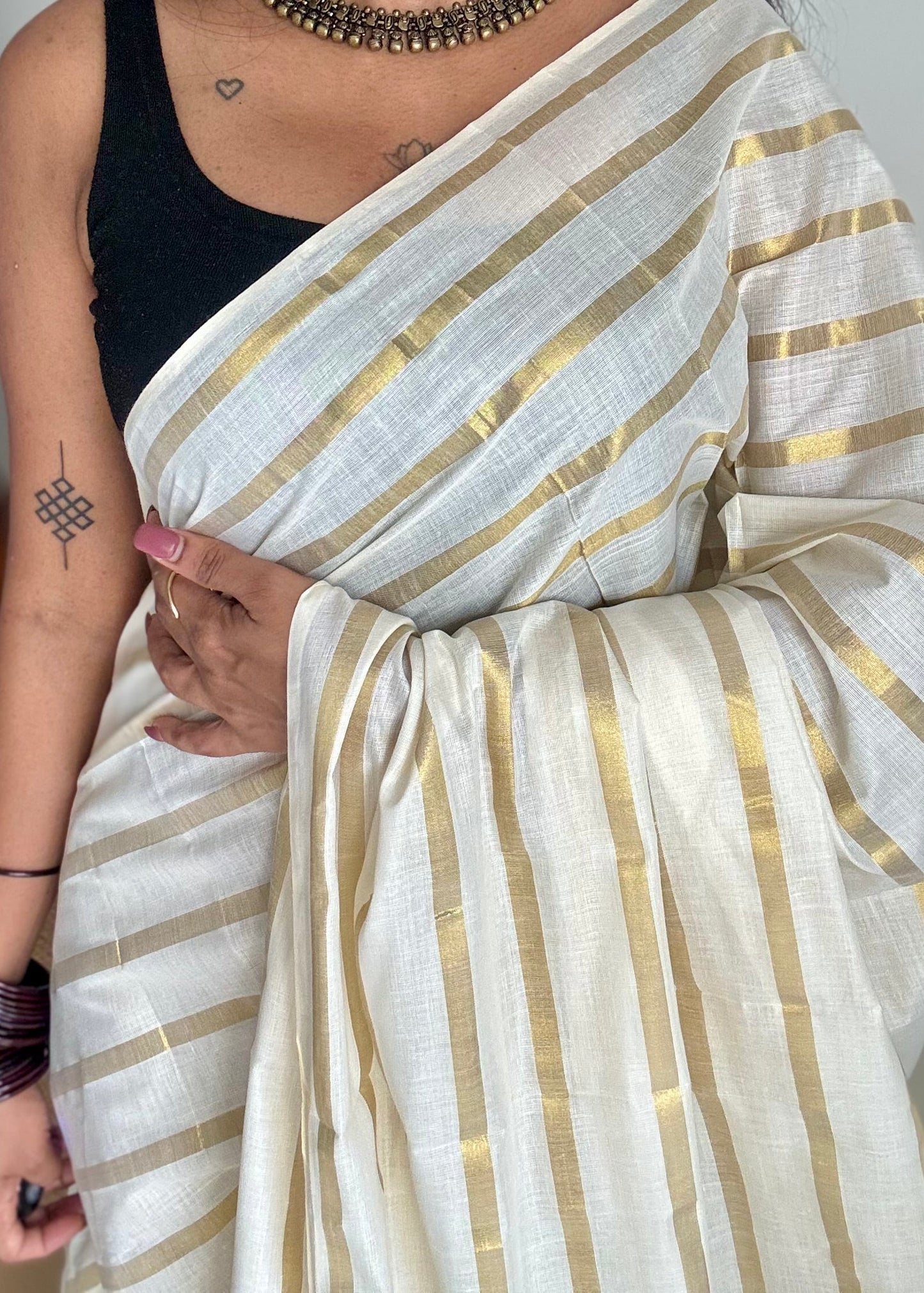 Ivory and gold soft cotton kasavu saree, broad gold stripes - YCIEON81