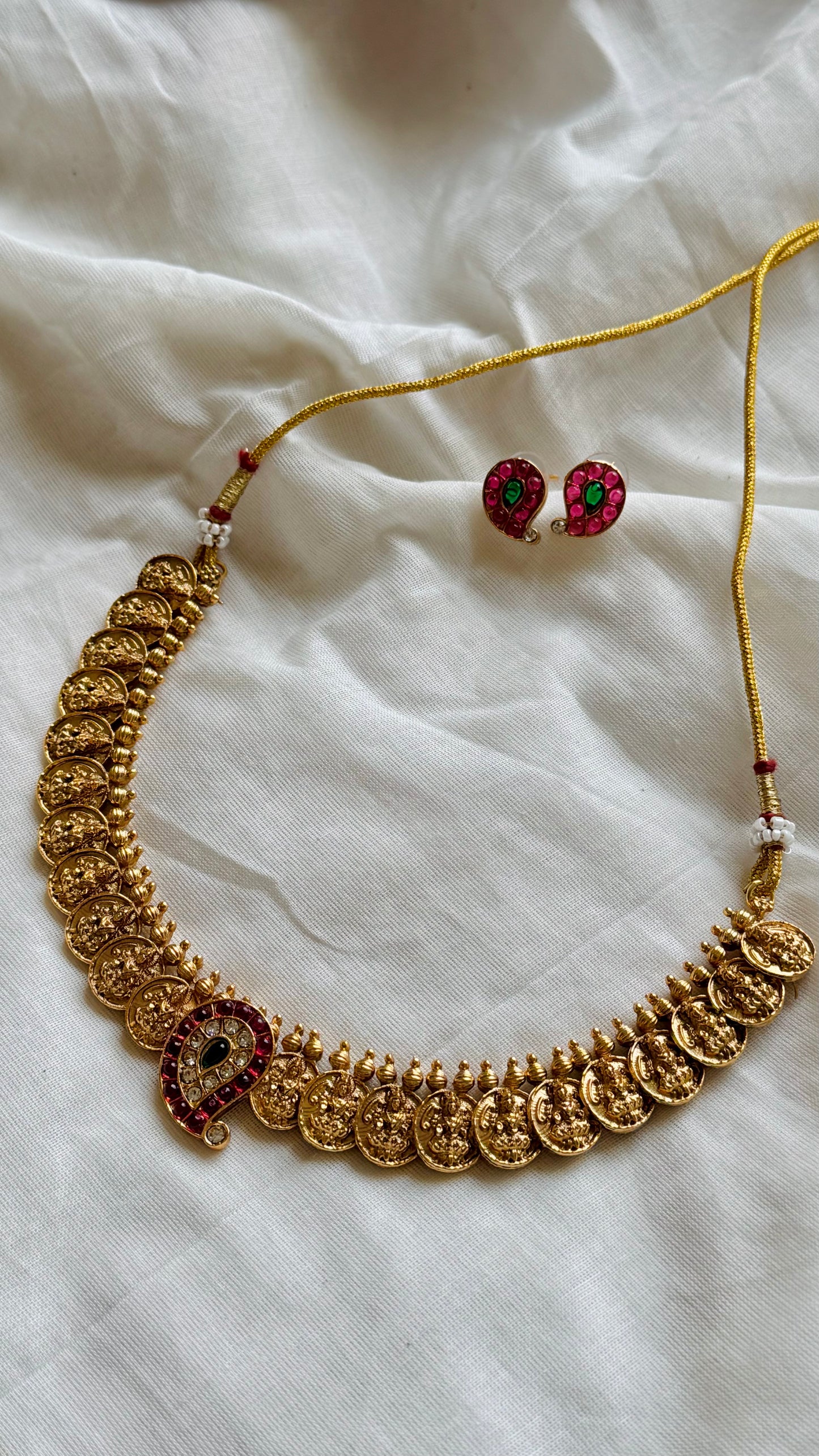 Coin neckpiece with mango pendant with stones, with earrings - YCGPNP737