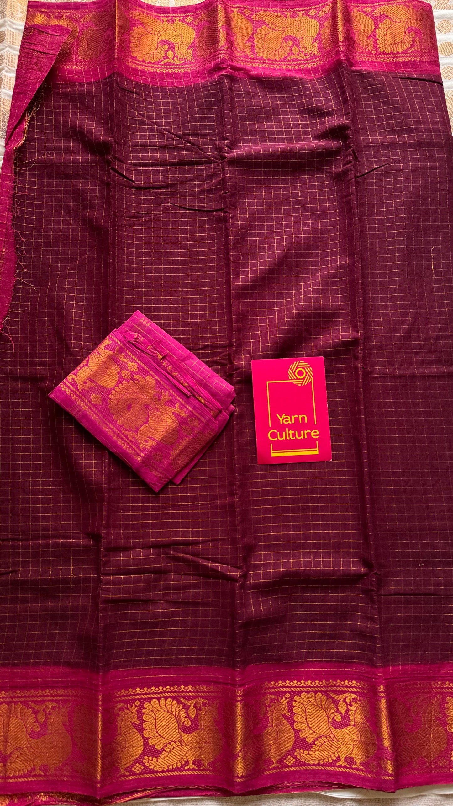 Maroon with hot pink contrast zari checkered sungudi, kattuchayam dyed madurai cotton - YCCOTNMSAP184