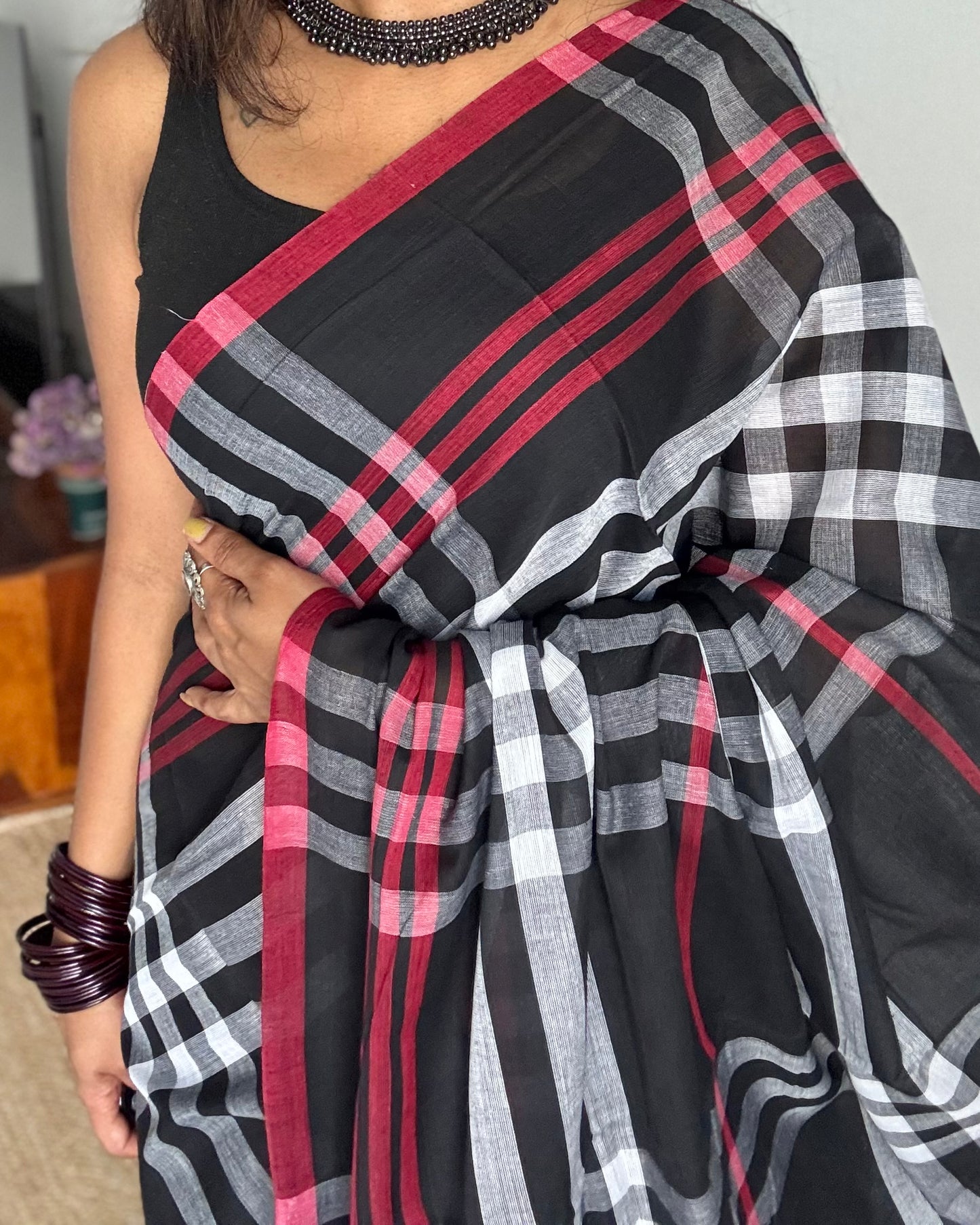 Dhonekhali handloom soft cotton saree, black with white and red big checks - YCBCDFE248