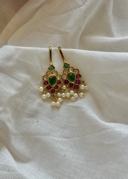 Bugadi clip-on (non pierced), green, ruby and white - YCGPEBU661