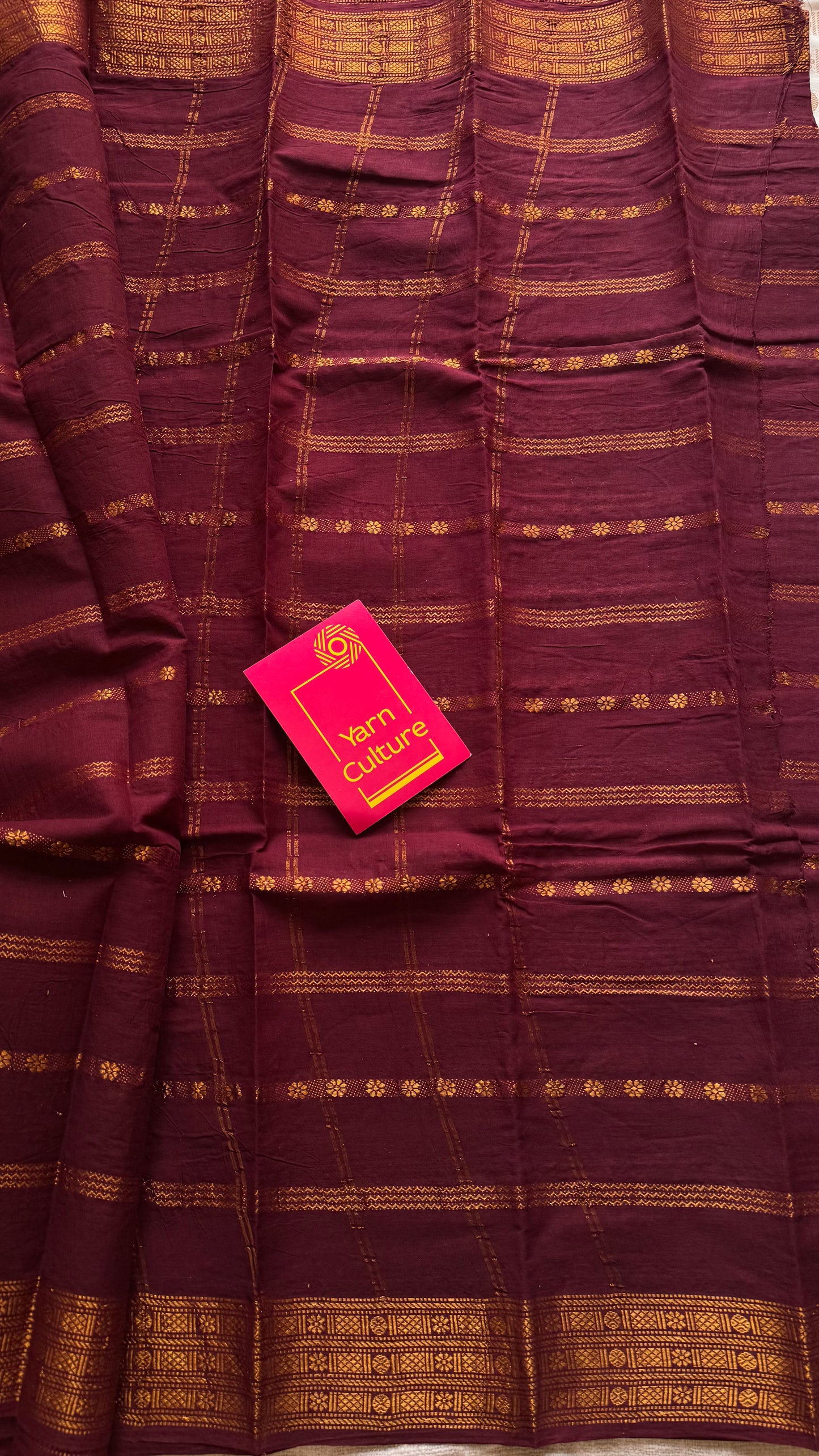Maroon floral patterned velthaari, kattuchayam dyed madurai cotton saree  - YCCOTNMSAP211