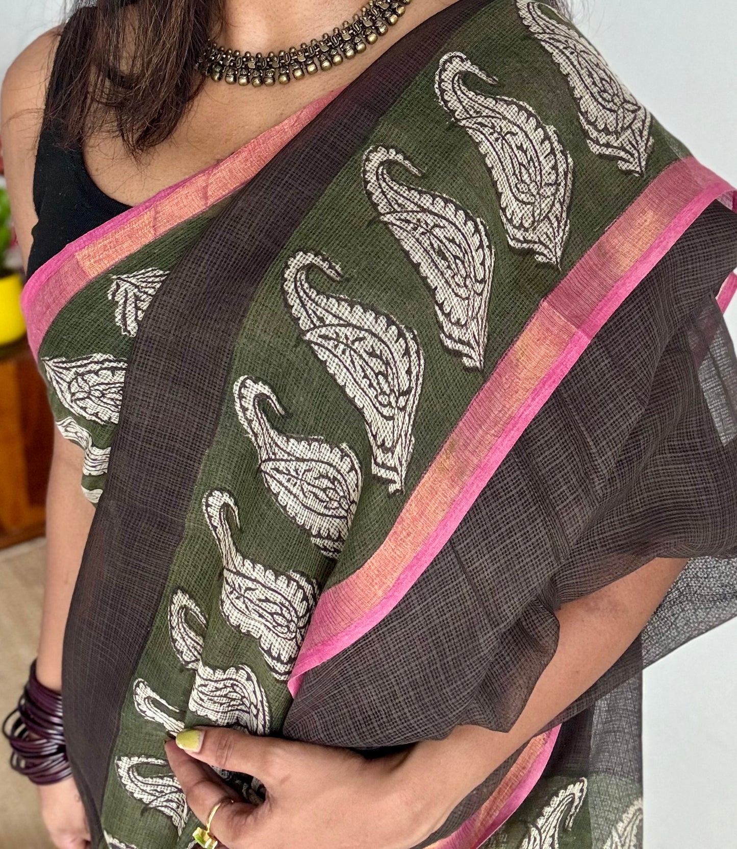 Garmi Ki Chhutti - Black kota doria saree, with gold zari border - YCTORKDAP08