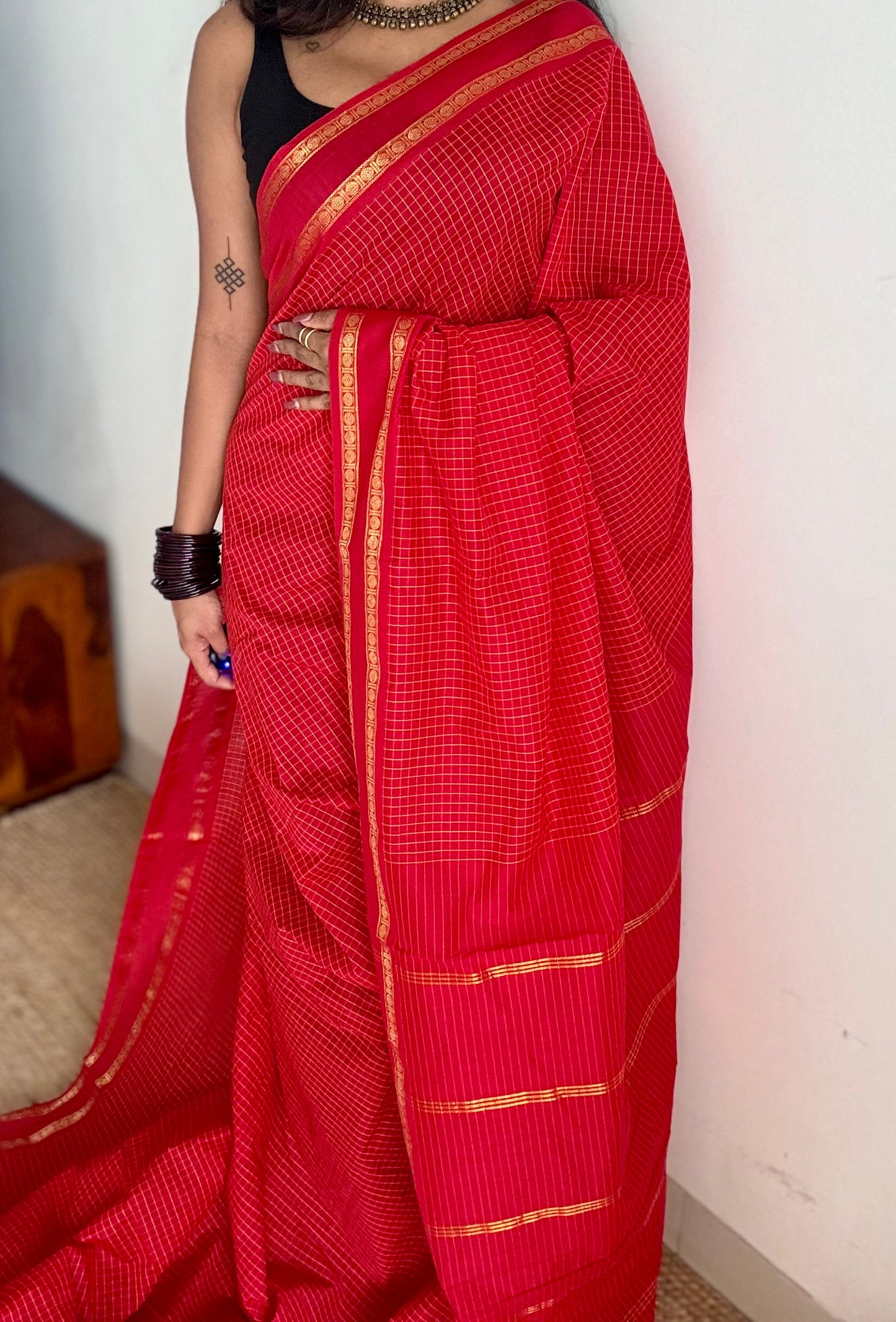 Chilli red arani checks saree, cotton silk - YCCOTNAUG20