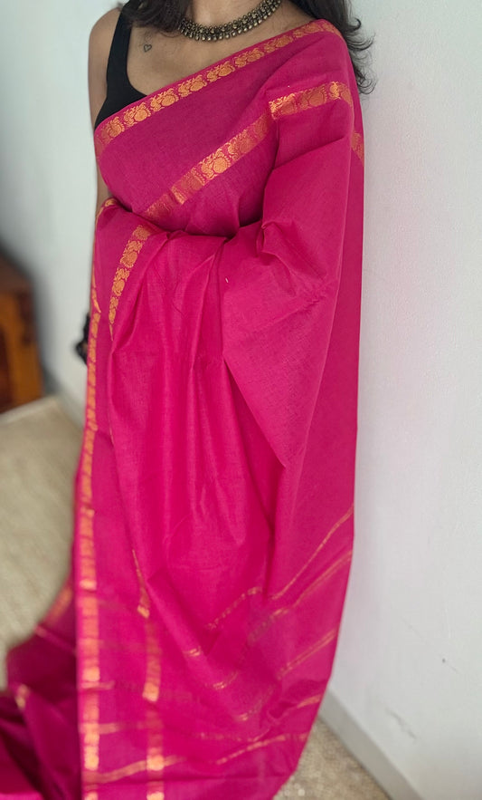 Hot pink rettaipettu peacock double border with contrast blouse - madurai kattuchayam - YCCOTNAURS14