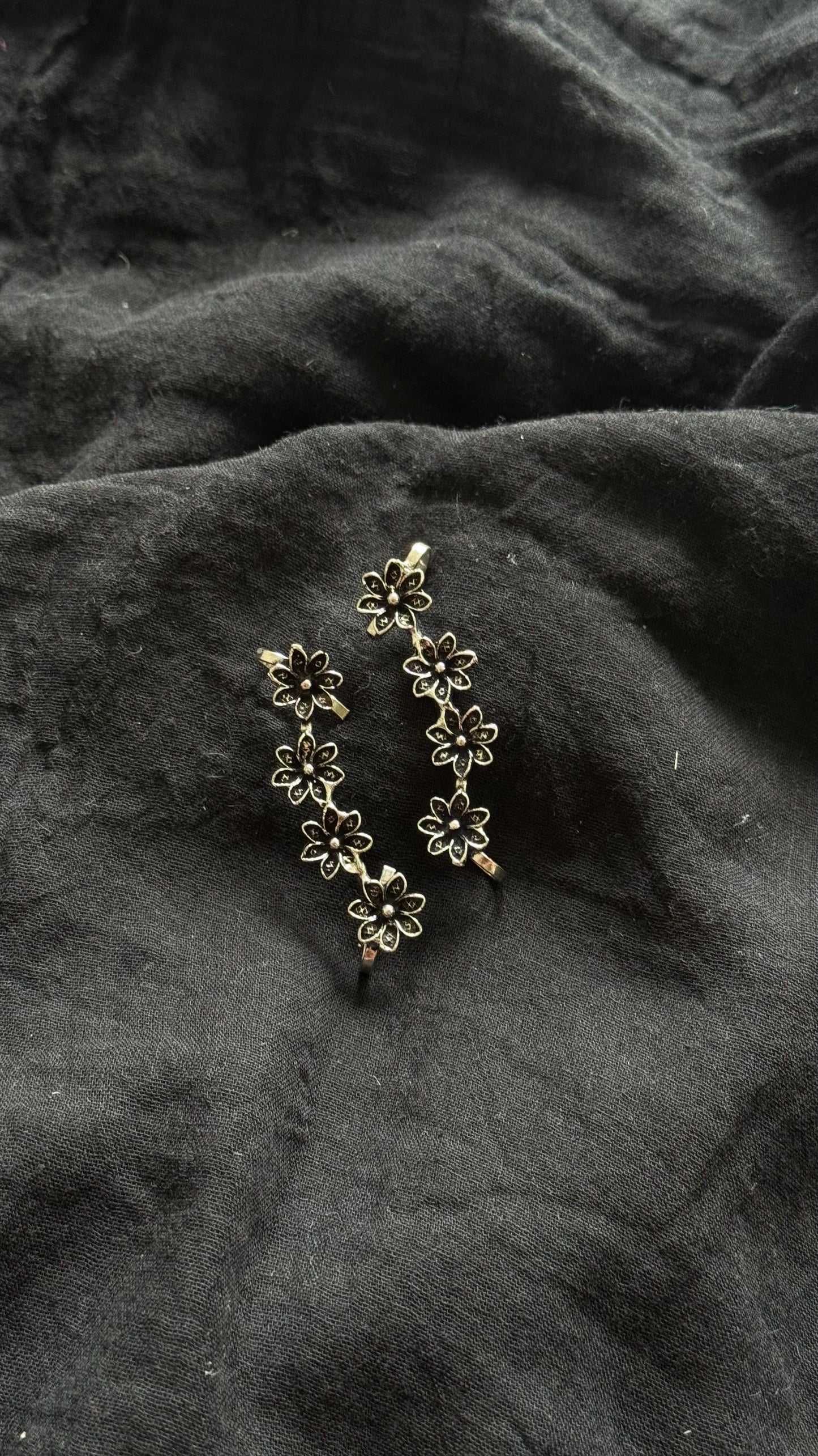 Oxidised silver, floral earcuff, clip-on - YCOSEC494
