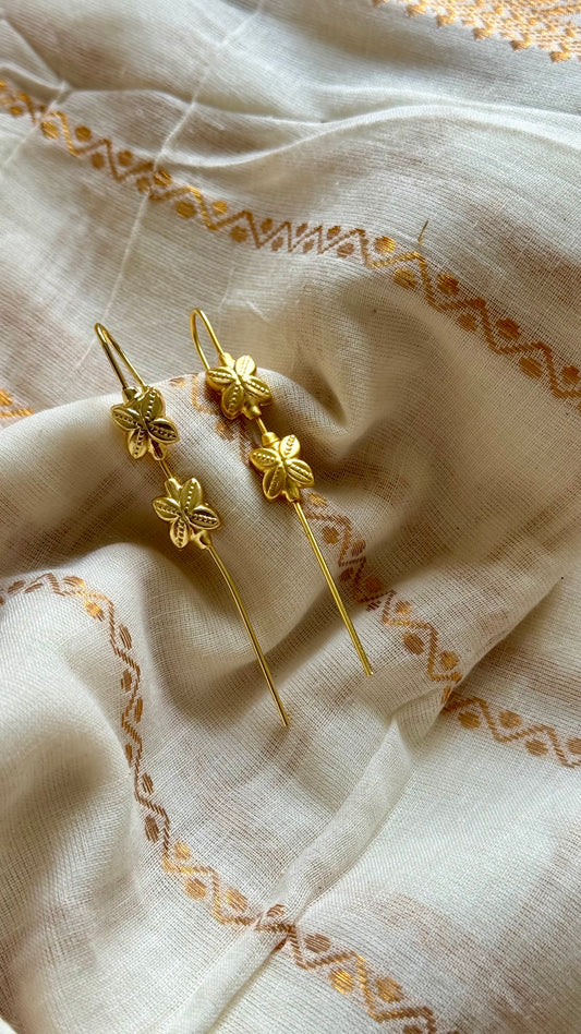 Gold plated, floral patterned earcuff - YCOSEC587