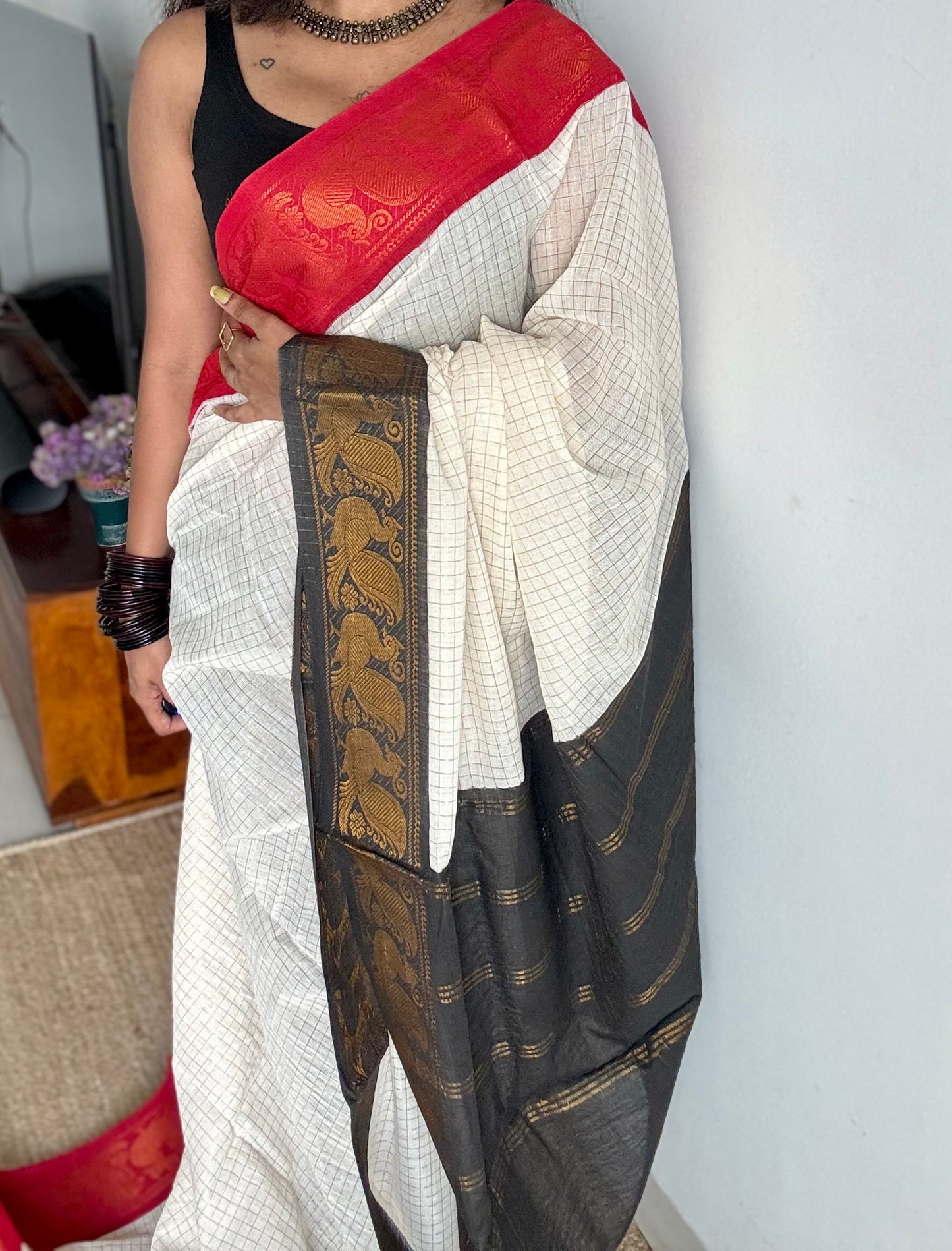 Sungudi cotton checks, ivory gold base, red and black dual tone border, soft cotton - YCCOTNGJJA159