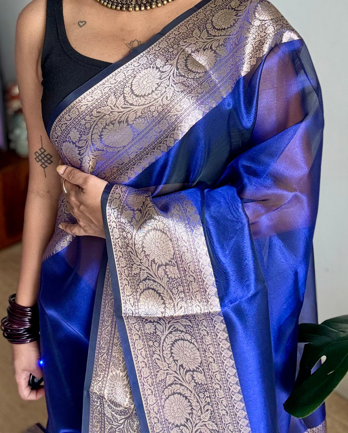 Royal blue tissue Banarasi saree with zari border - YCBLTOC85