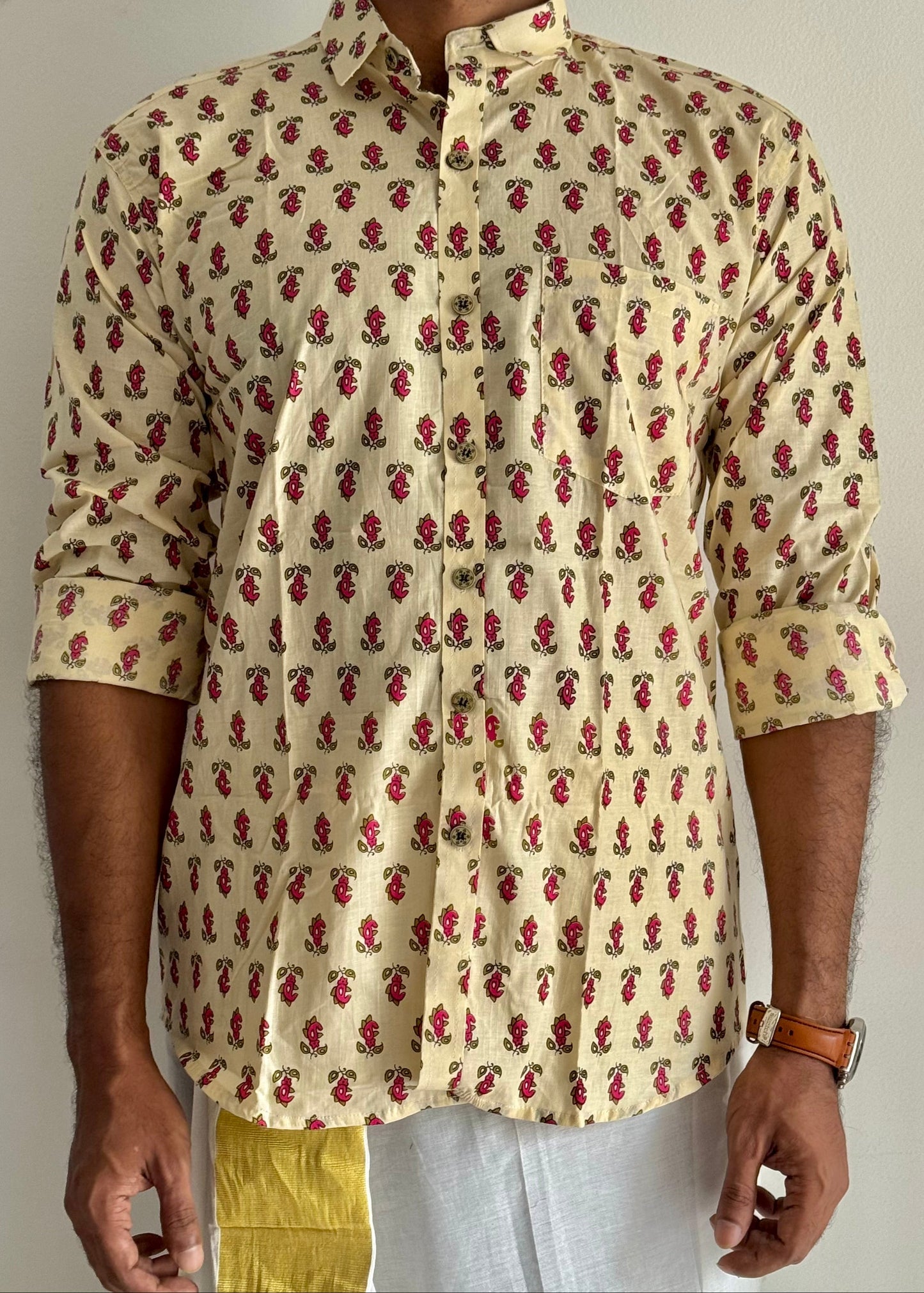Ivory & Dark Pink Paisley Motif Block Printed Cotton Men's Full Sleeve Collared Shirt - YCMSEIE198
