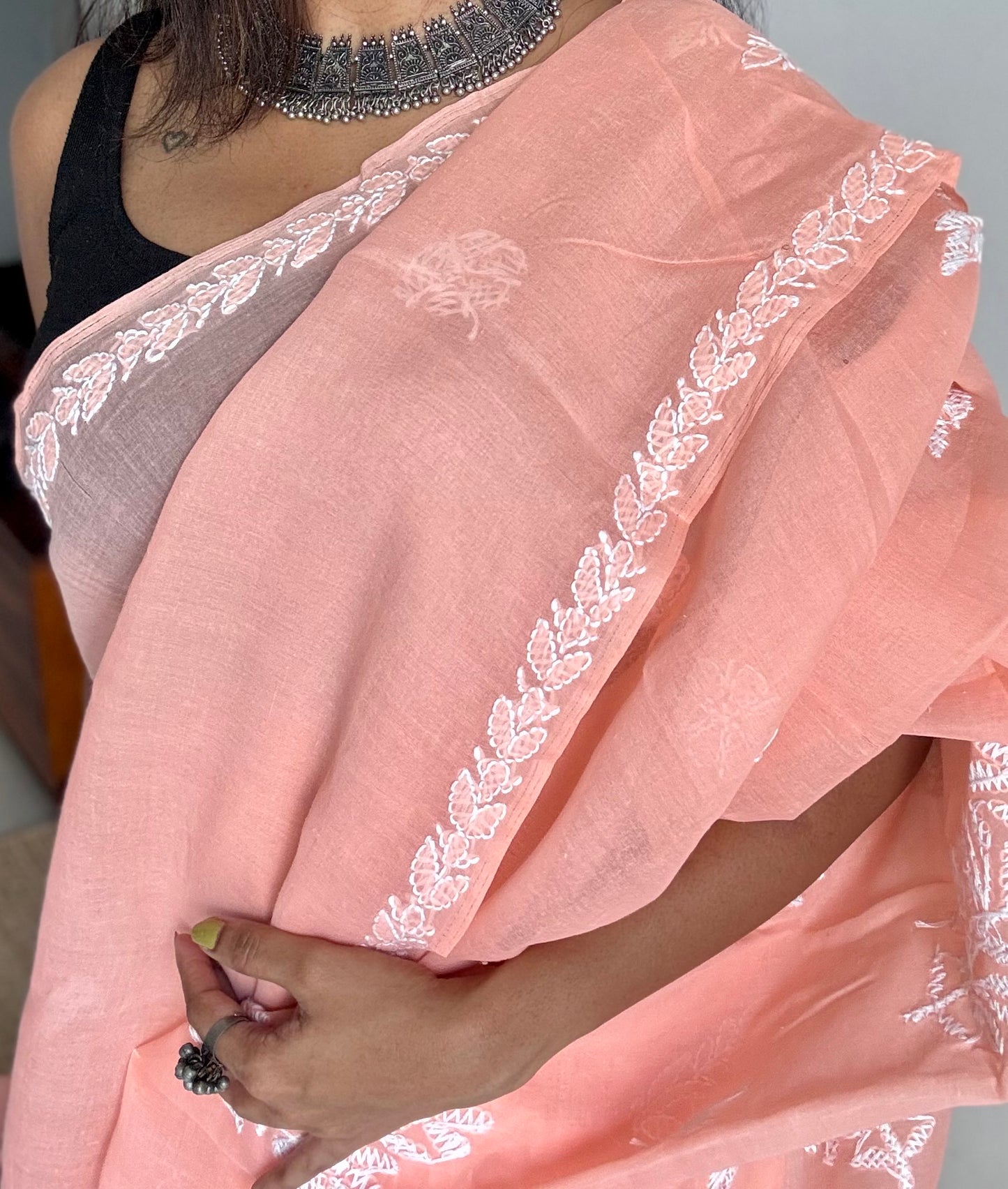 Sukun - musk, light peach hand-embroidered chikankari cotton saree - YCLCKFE425