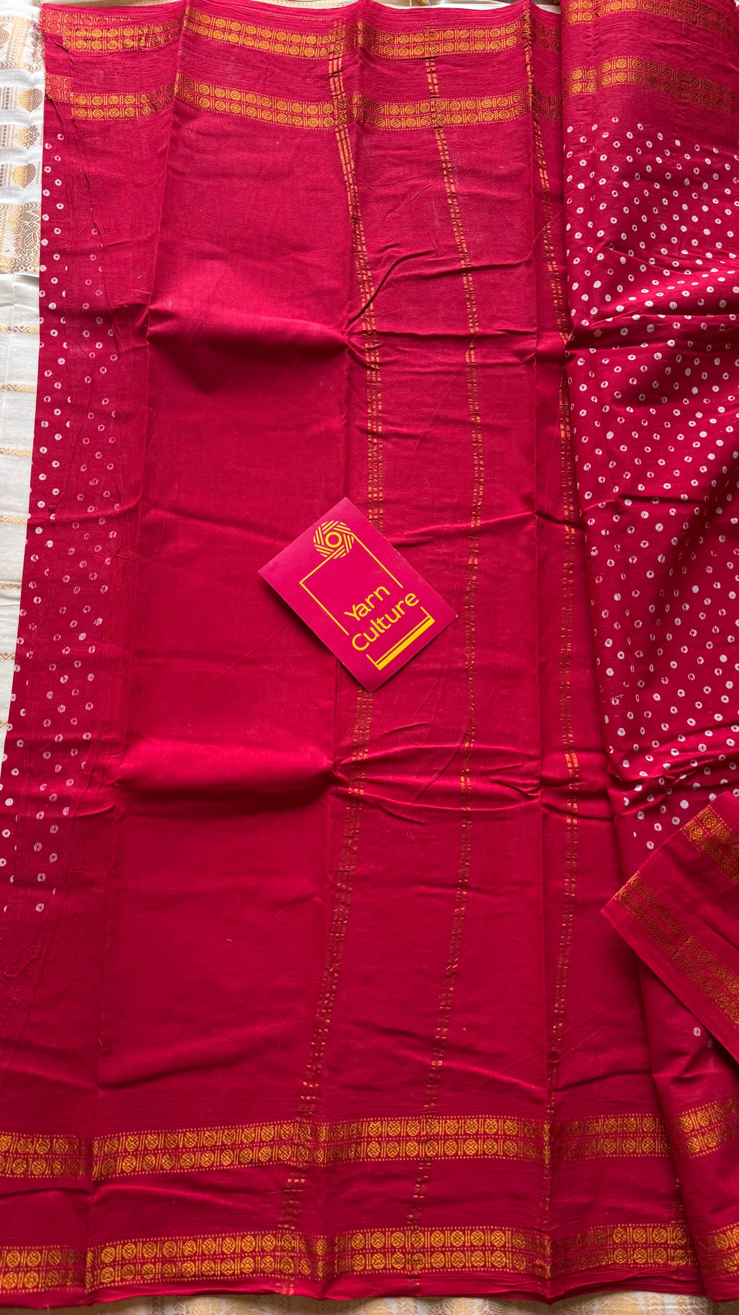 Red, wax dot printed sungudi, kattuchayam dyed madurai cotton - YCCOTNMSAP153