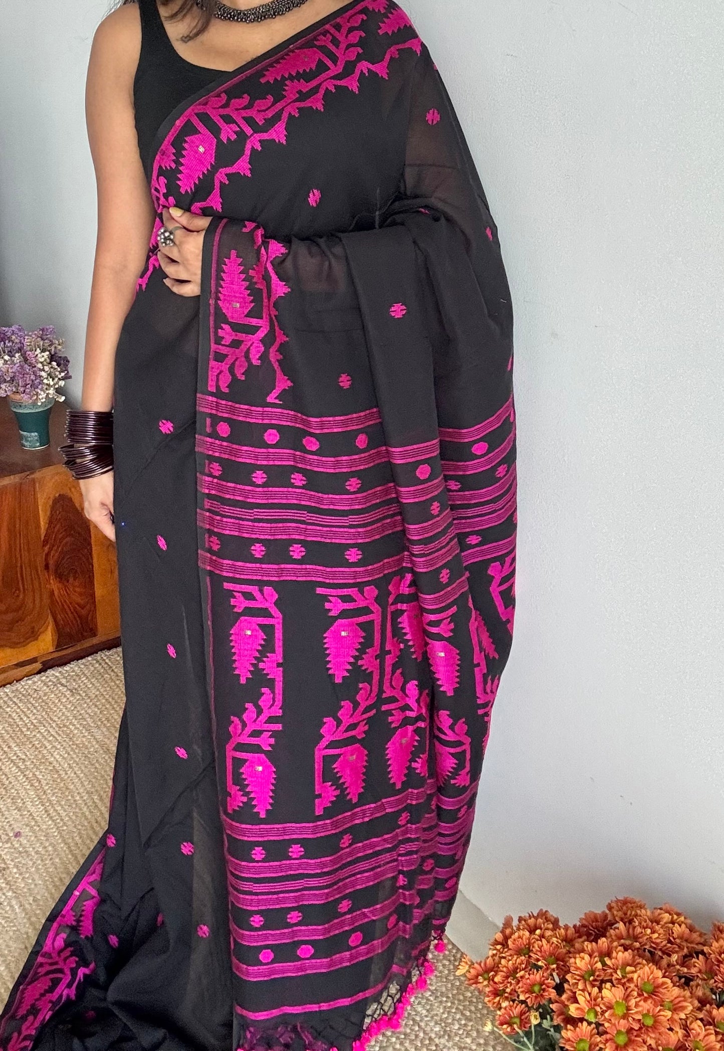 Black with magenta contrast jamdani saree in soft handloom cotton - YCBCJDFE380