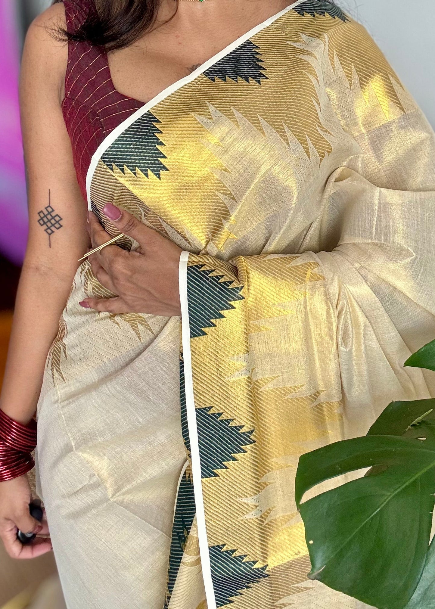 Ivory and gold kerala kasavu saree, dark green temple border - YCIEON47
