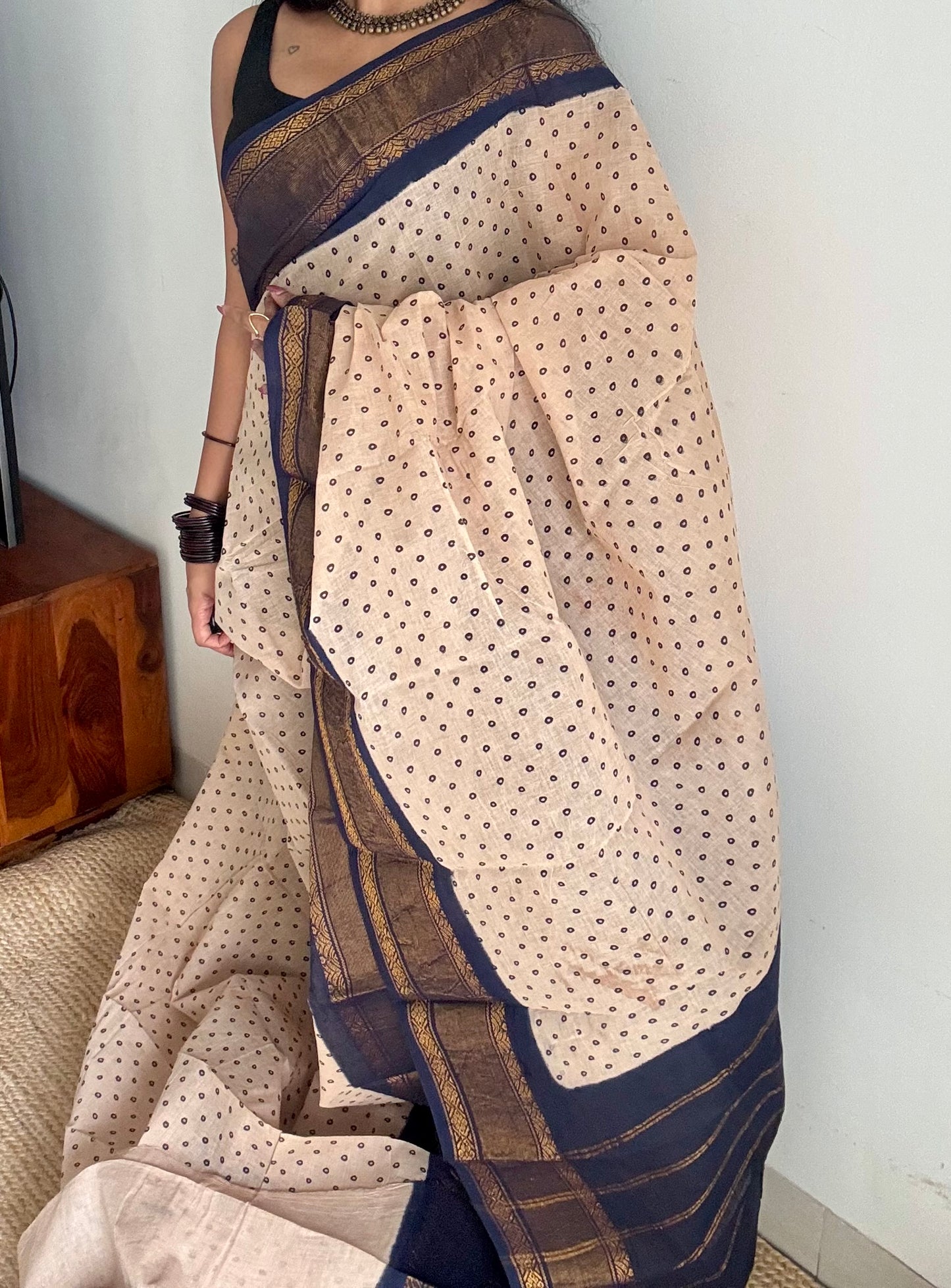 Sandal and dark blue with antique gold zari border, kattuchayam dyed madurai cotton saree - YCCOTNMSJUL12