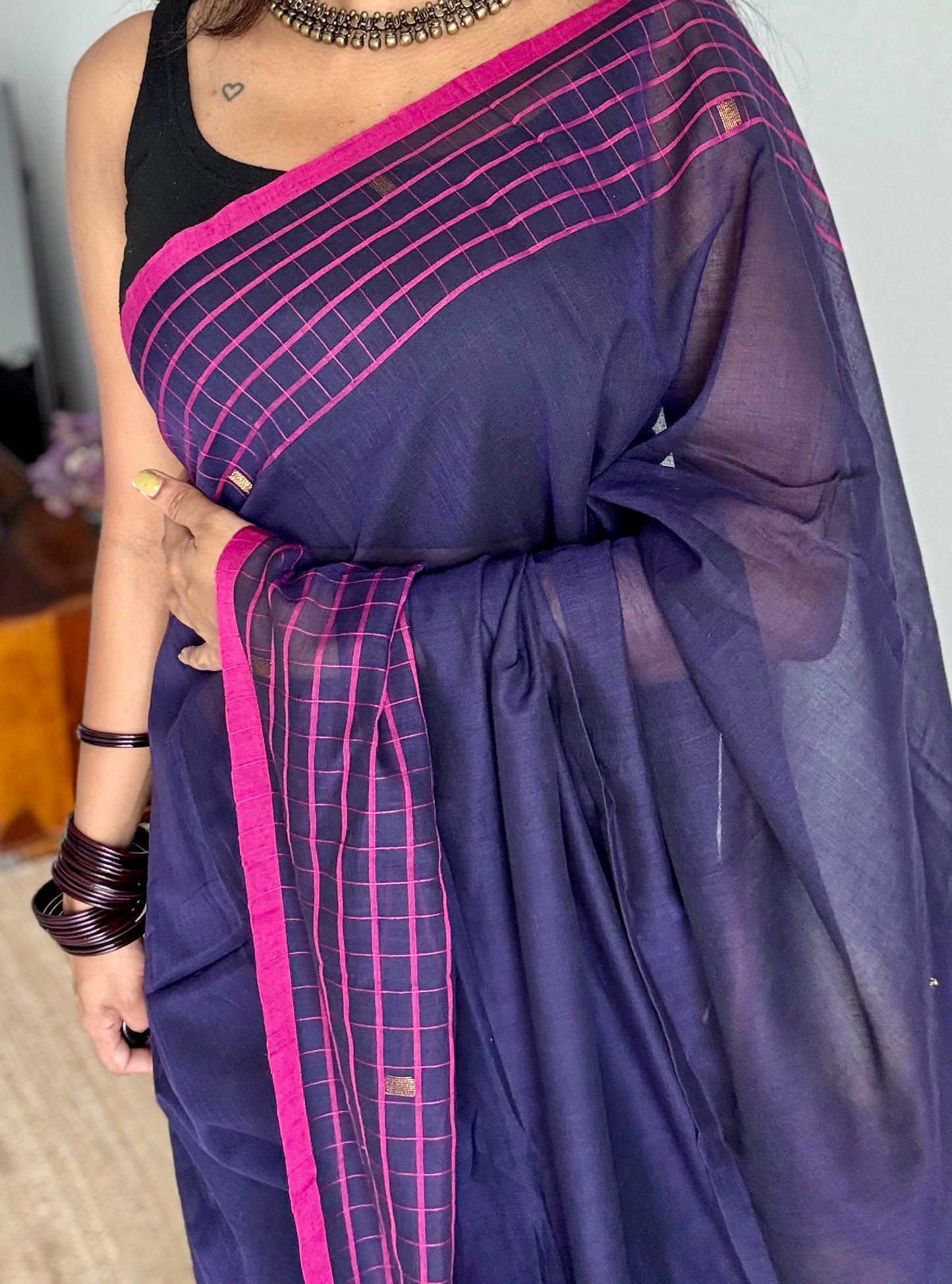 Navy handloom mul saree with hot pink checkered borders and antique gold buttas - YCBCMCFE386